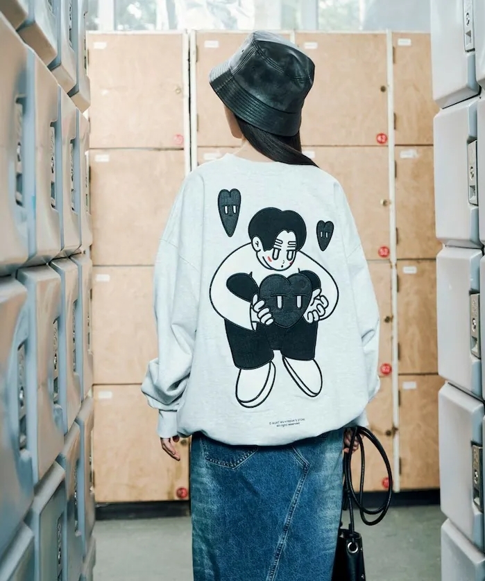 <聯名大學T> Freak's Store x Kurt Wu 特別訂製 黑色 愛心 BOY CREW 刺繡衛衣 大學T