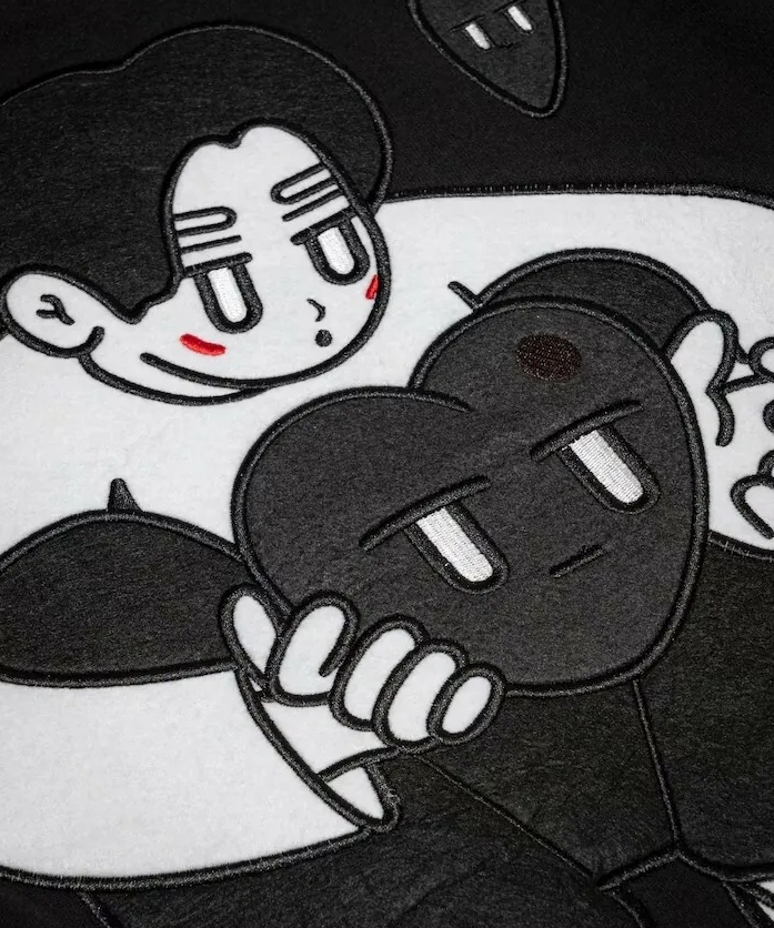 <聯名大學T> Freak's Store x Kurt Wu 特別訂製 黑色 愛心 BOY CREW 刺繡衛衣 大學T