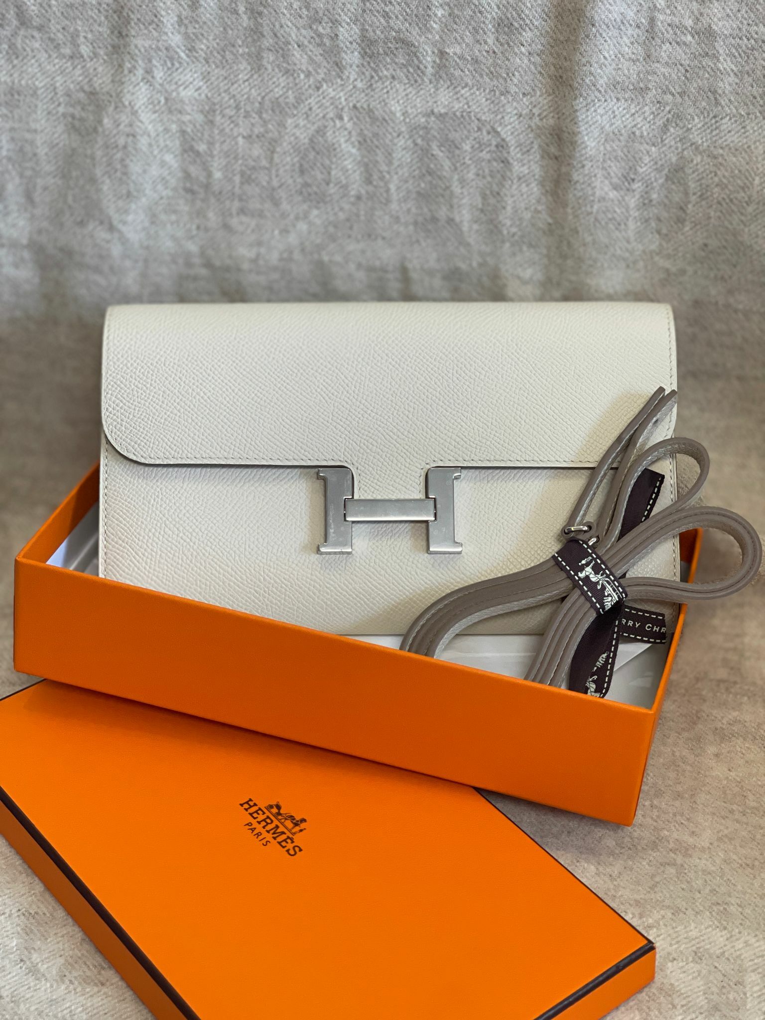 Constance to go 10 craie ck epsom W