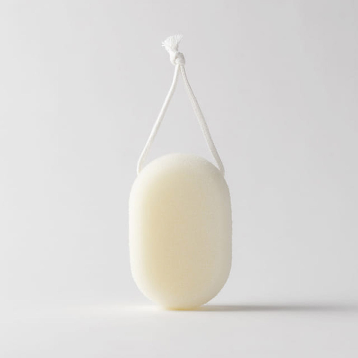 日本 MARNA 14x9x5.5cm 硬質沐浴海綿 -B701