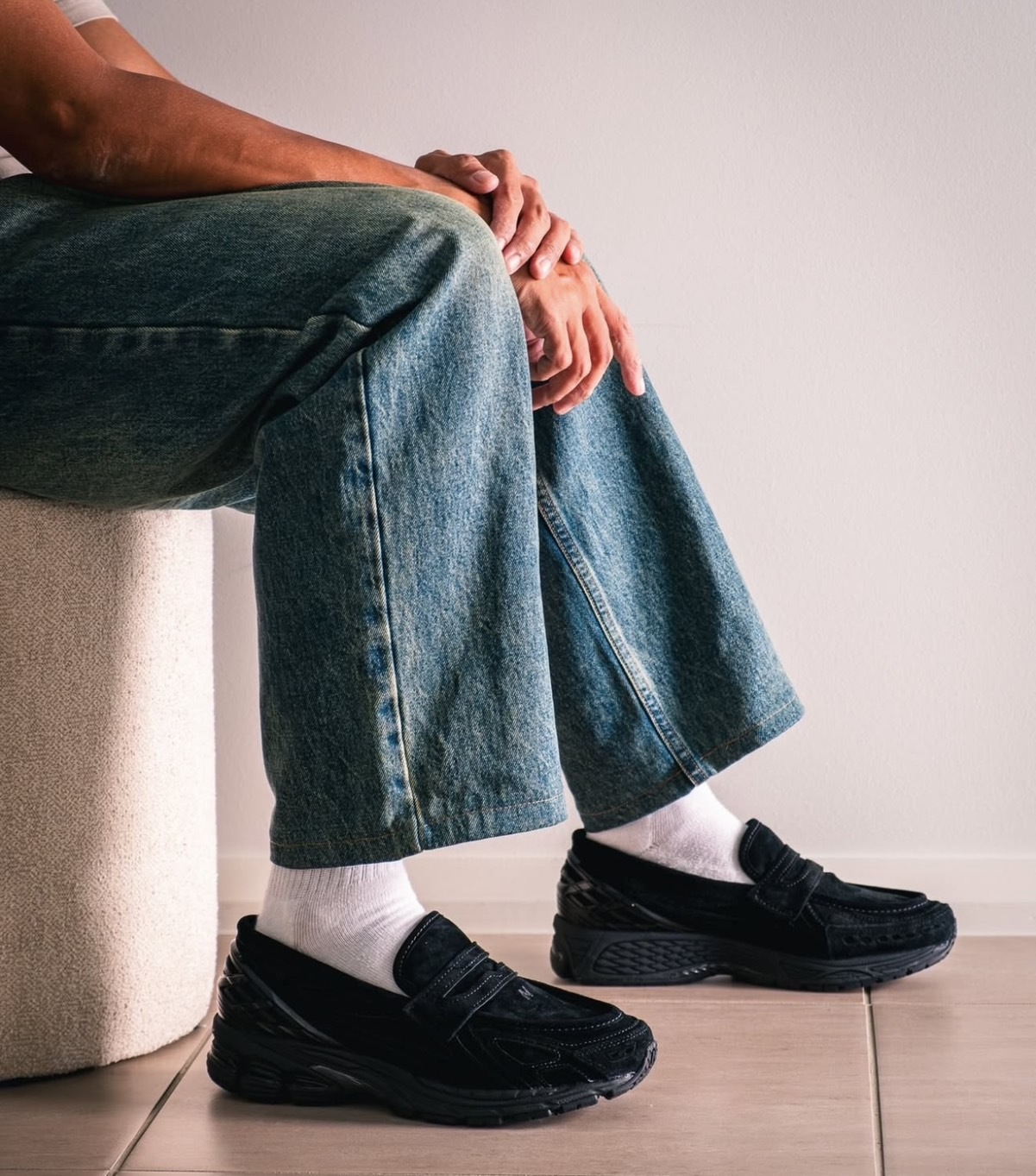 靴 New Balance U1906LNT Black Suede 23.5 New Balance 1906L Loafer Black Suede U1906LNT | Loftygoods