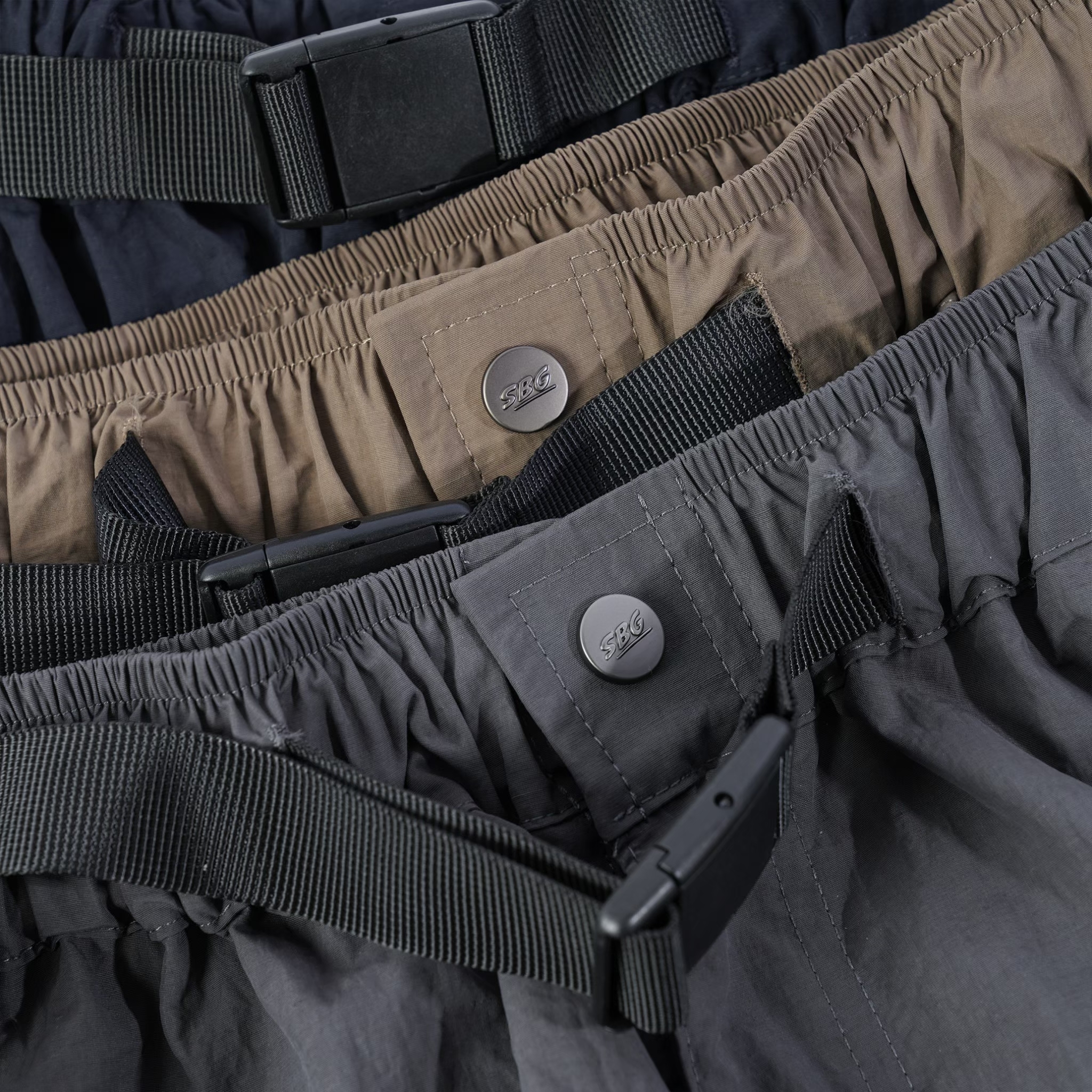 SBG 防潑水微皺拉鍊口袋工裝短褲 SB0820