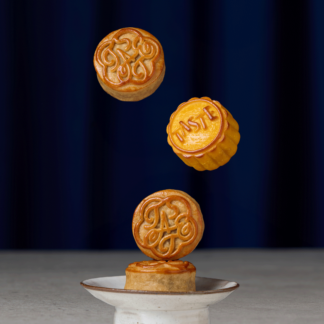 TASTE招牌推薦：金沙奶黃流心月餅（蛋奶素）、秘製XO醬月餅