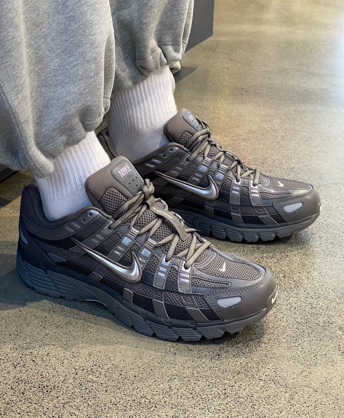 NIKE P6000 摩卡棕 CD6404-202