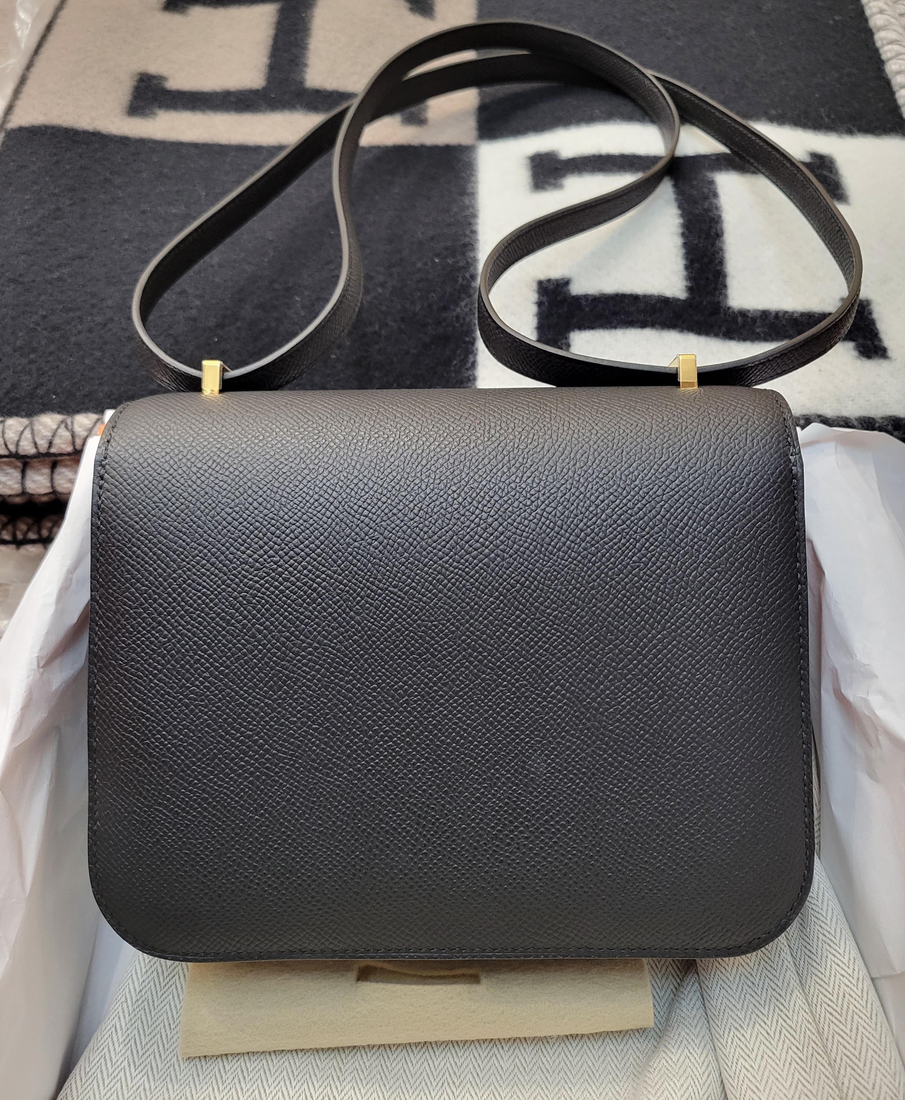 HERMES mini Constance NOIR CC EPSOM WITH MIRROR