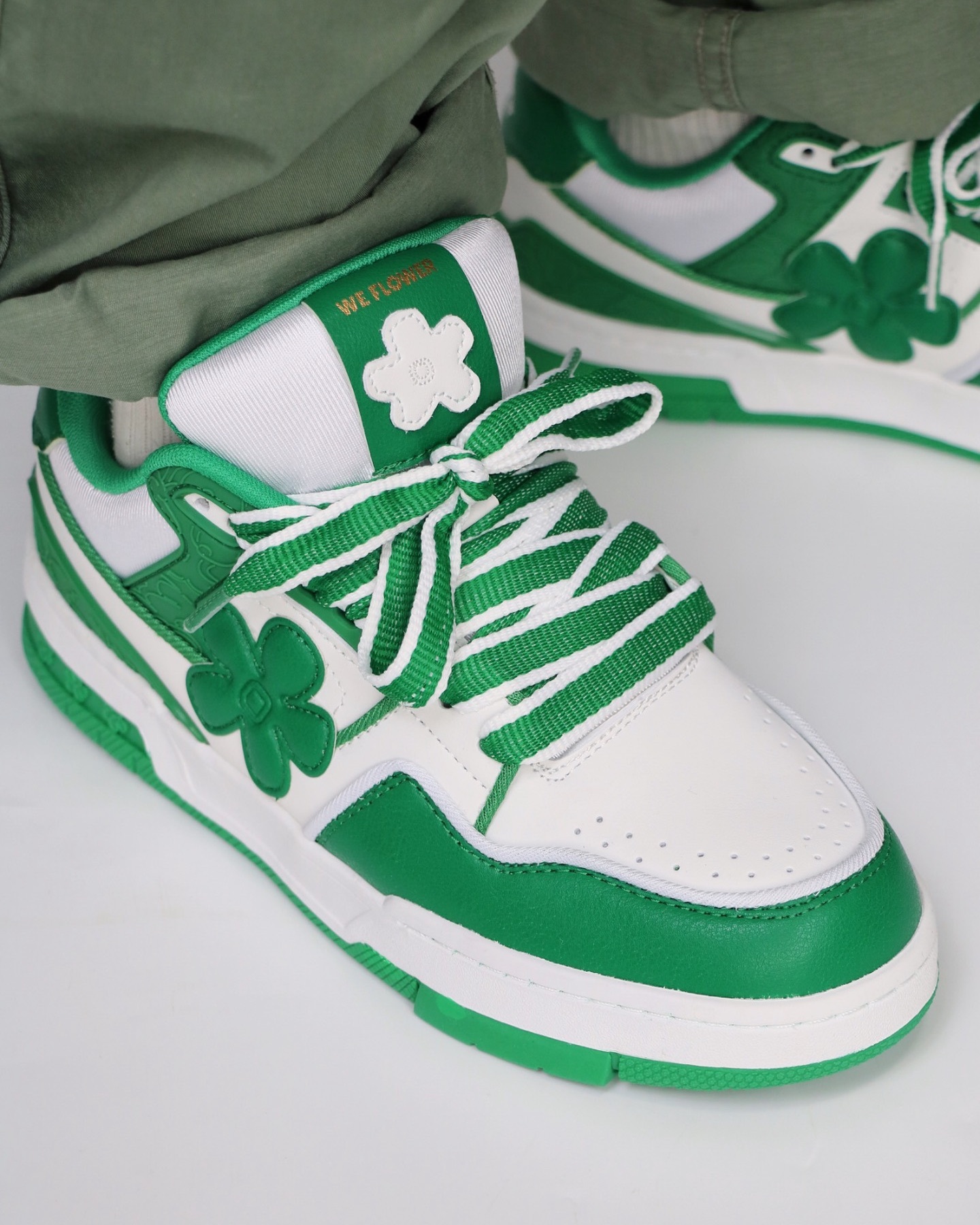 We Flower 小花鞋 x 藝術家聯名款 White Green 白綠