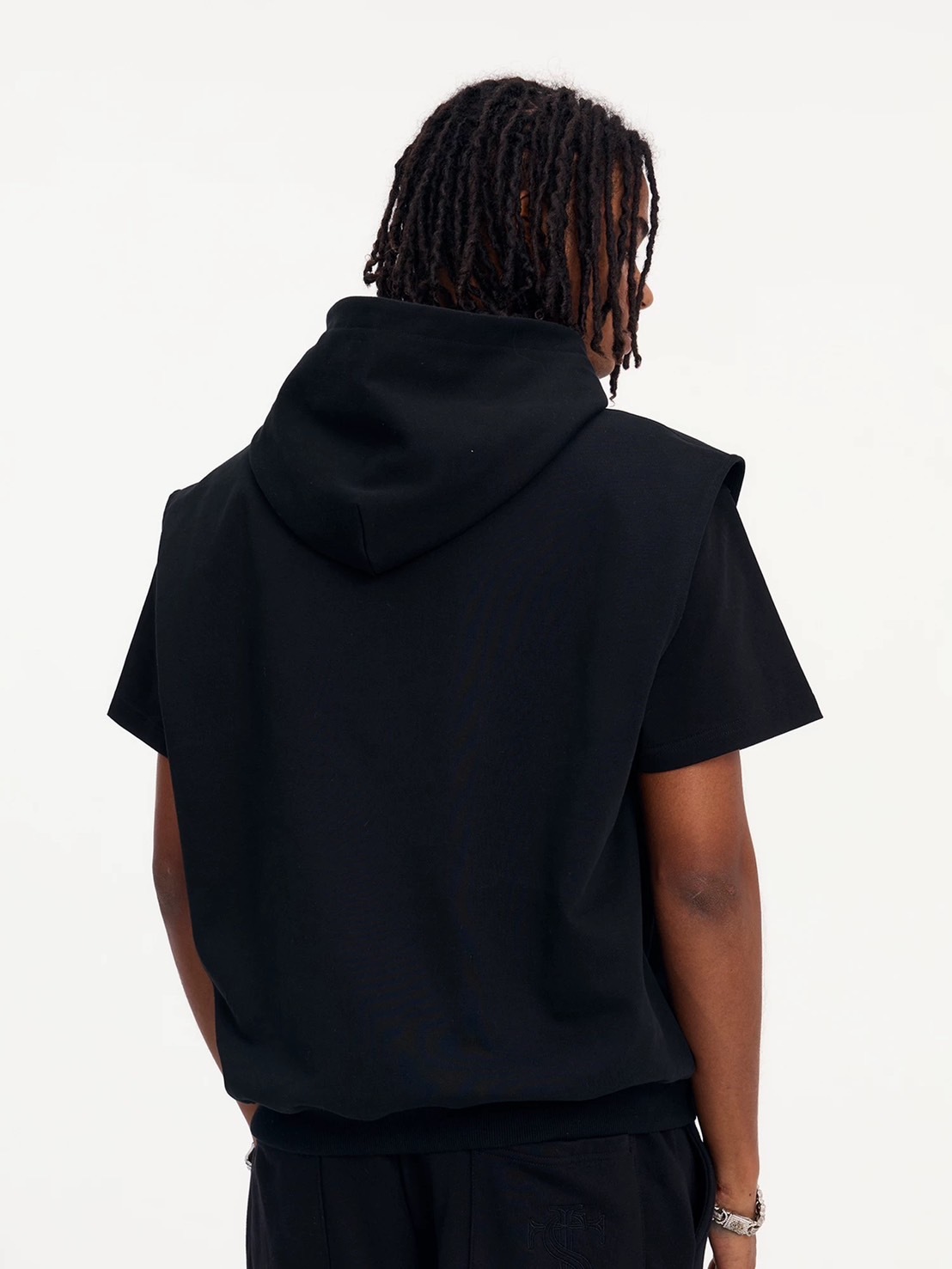 STK SmallTownKid 基礎刺繡小Logo 無袖連帽背心