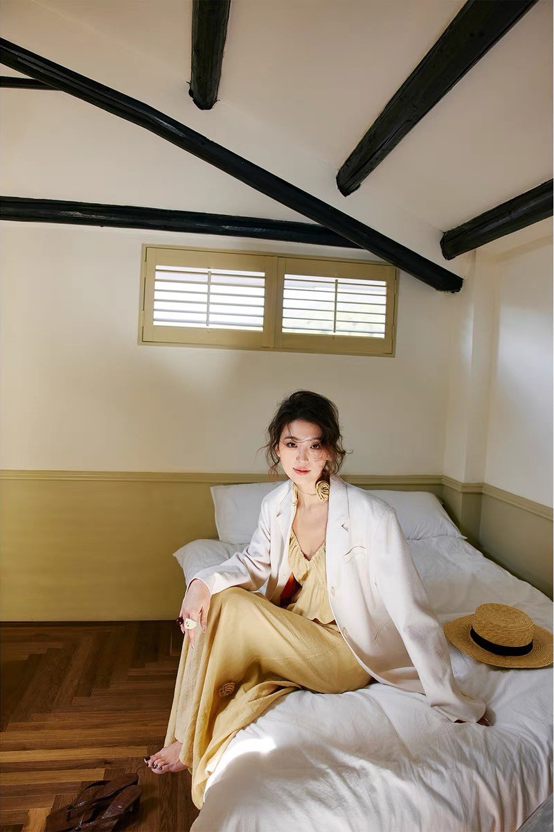 奶油白配色手袖造型毛呢西裝外套XS-M (Elegant & Love)