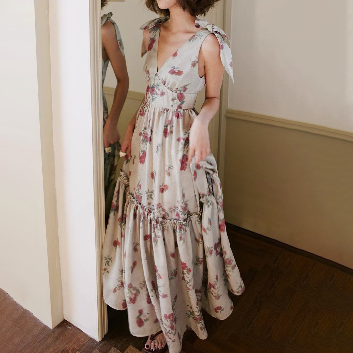 配色玫瑰花雙肩綁帶蛋糕裙擺長洋裝S-XL (Elegant & Love)