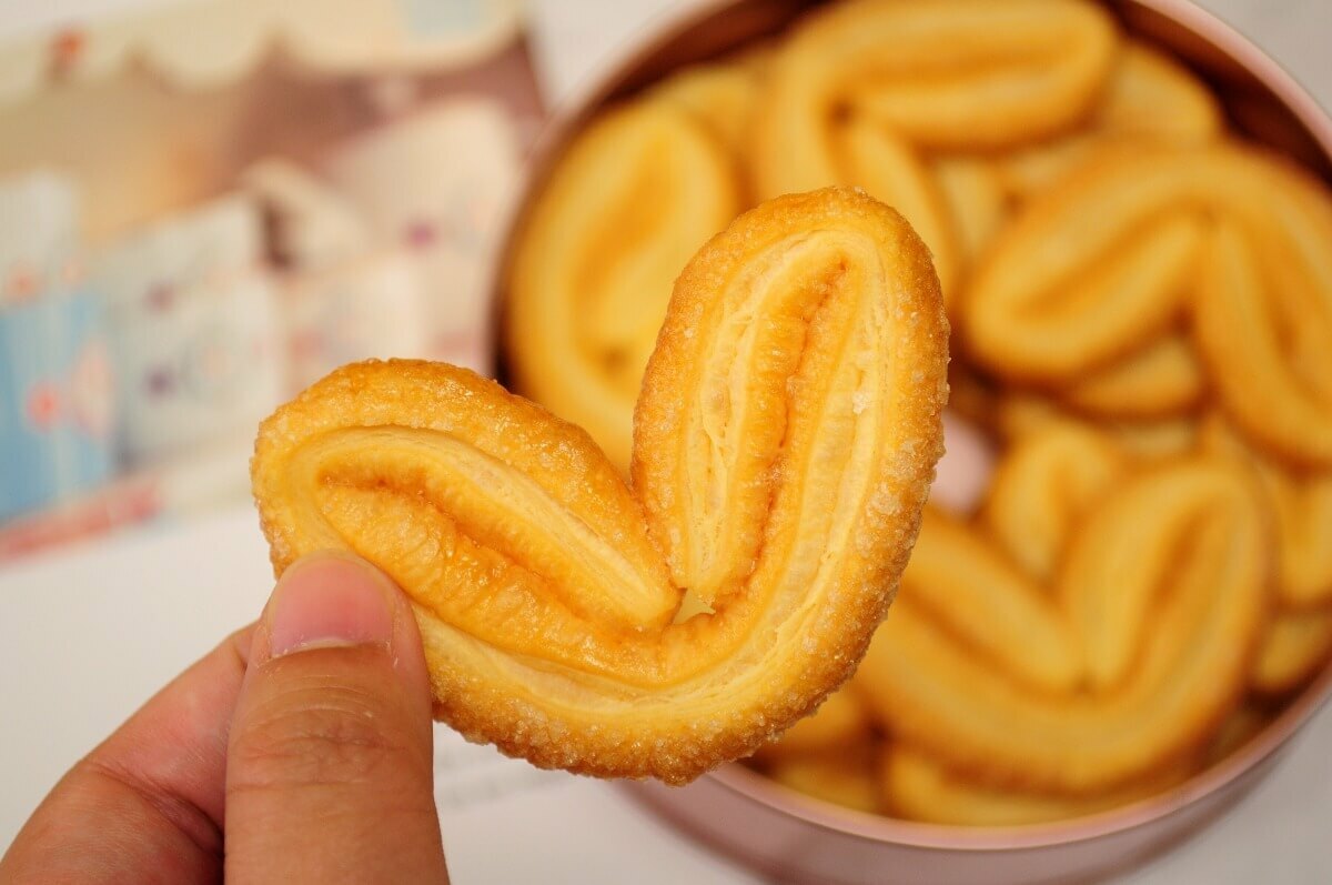 香貝里蝴蝶酥鐵盒