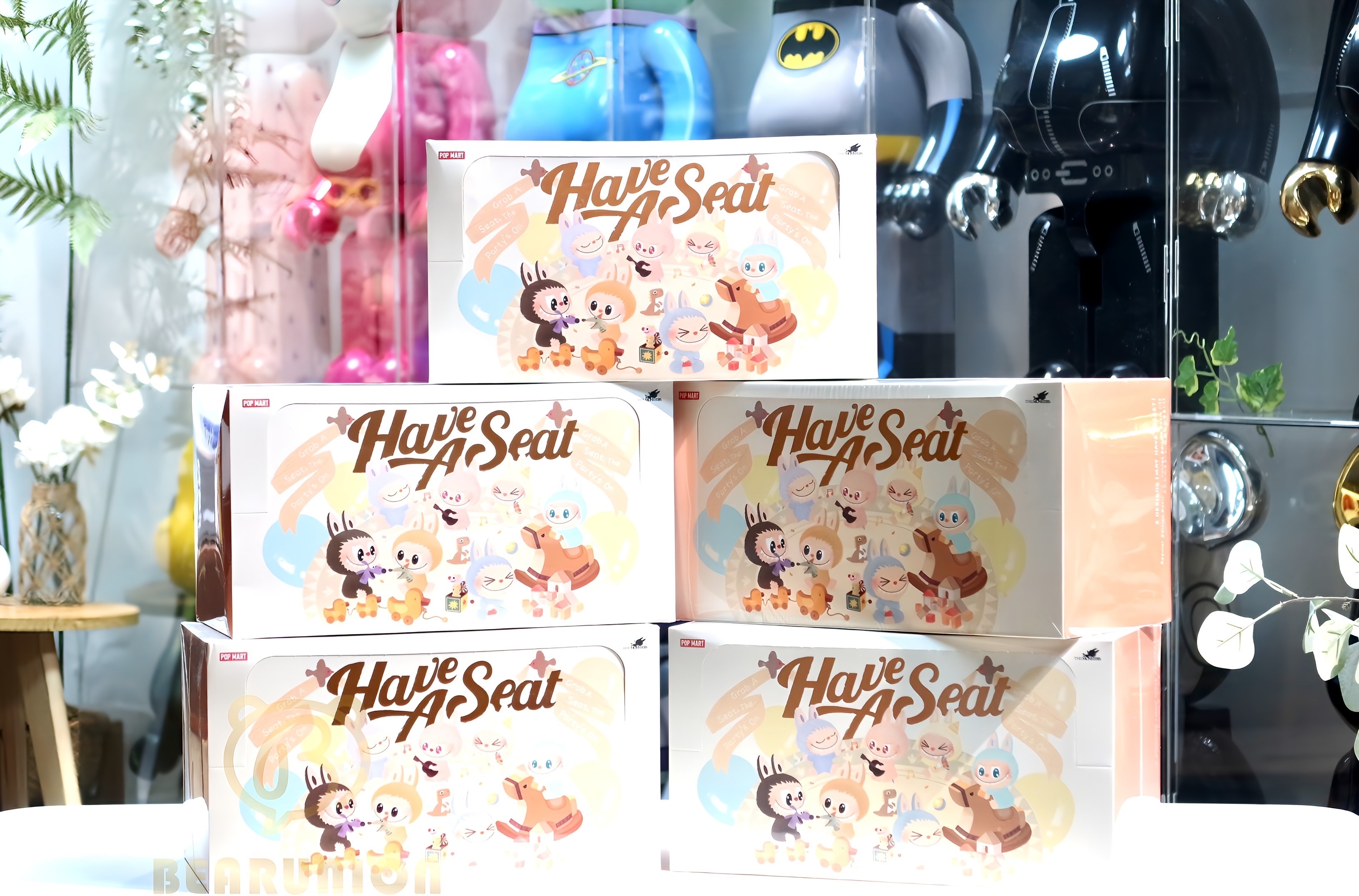 🥇現貨🥇 POPMART 泡泡瑪特LABUBU THE MONSTERS - 坐坐派對搪膠毛絨盲盒 Have a Seat