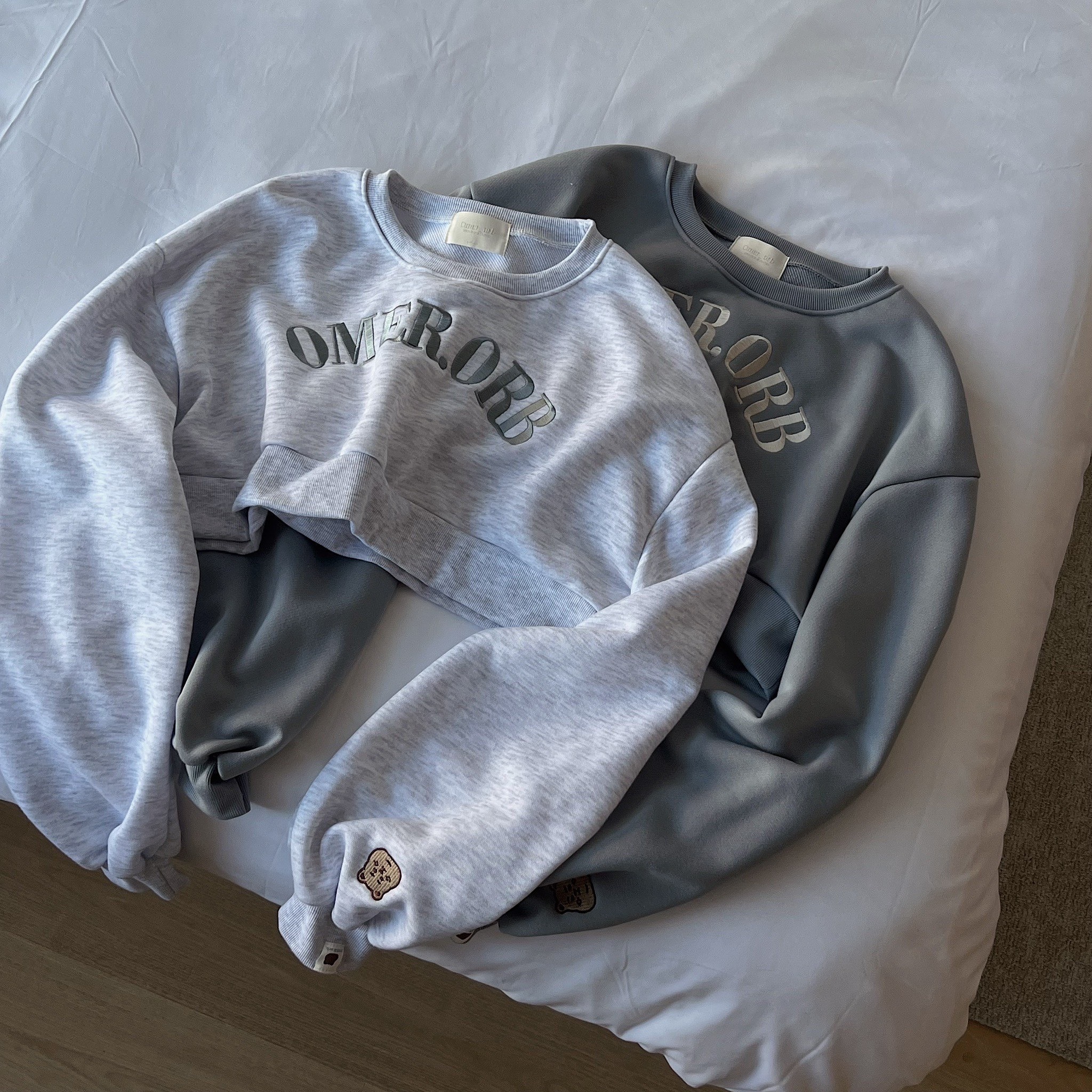 Mar【 3.6 PM21:00】𝙤𝙢𝙚𝙧-𝙢𝙖𝙙𝙚-訂製款-OMER寶寶藍系刺繡短版衛衣/售完不補