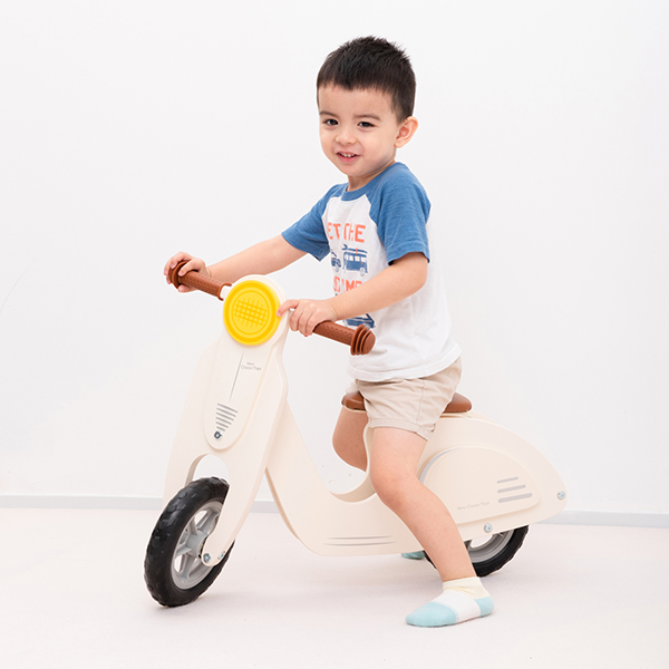 荷蘭New Classic Toys 木製平衡滑步車/學步車-多款可選｜俏媽咪親子生活館