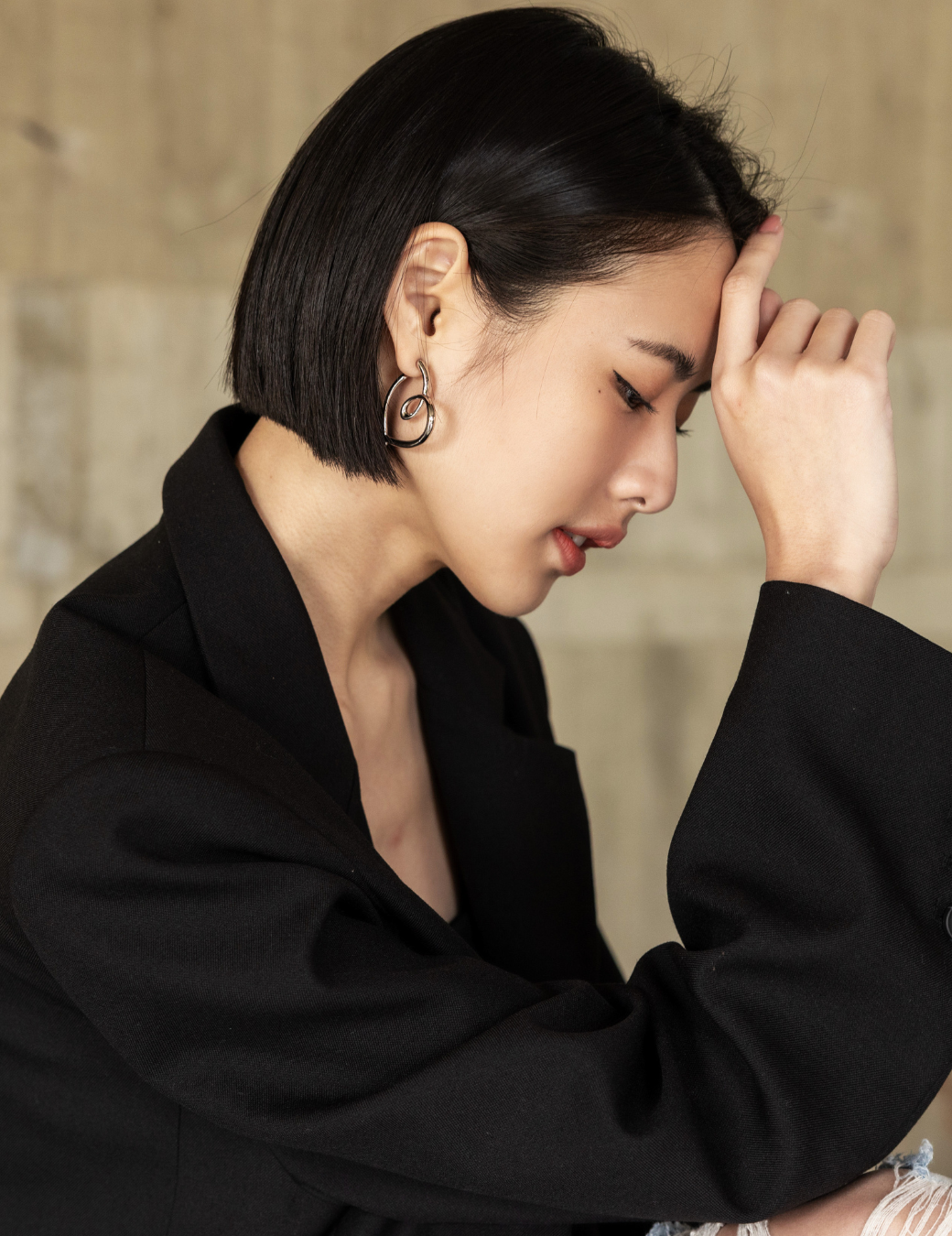 Melt · 不對稱流線愛心耳環（銀色）