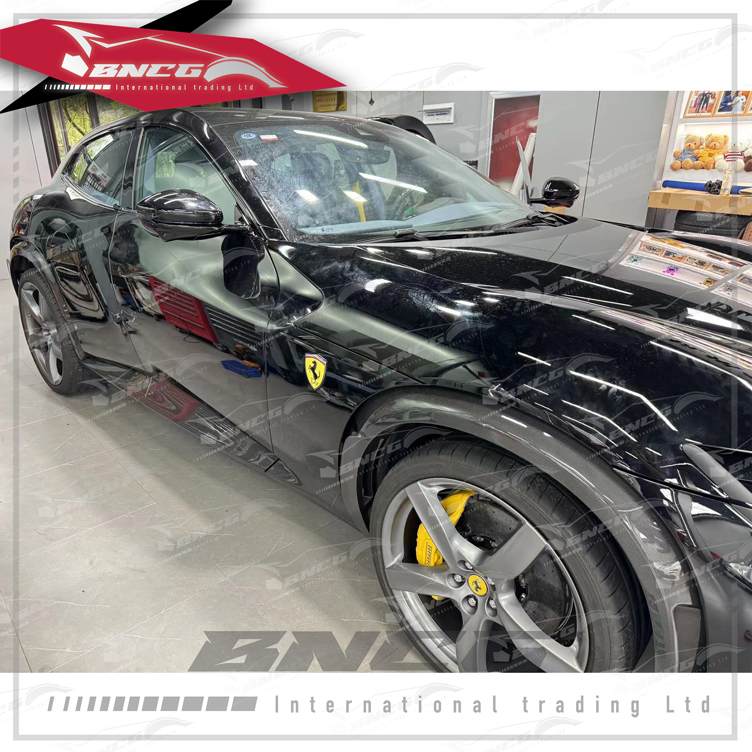 法拉利 Ferrari Purosangue 休旅車 乾碳纖維 OEM款 前包角 中下巴 前導流 側裙 後下巴 輪弧