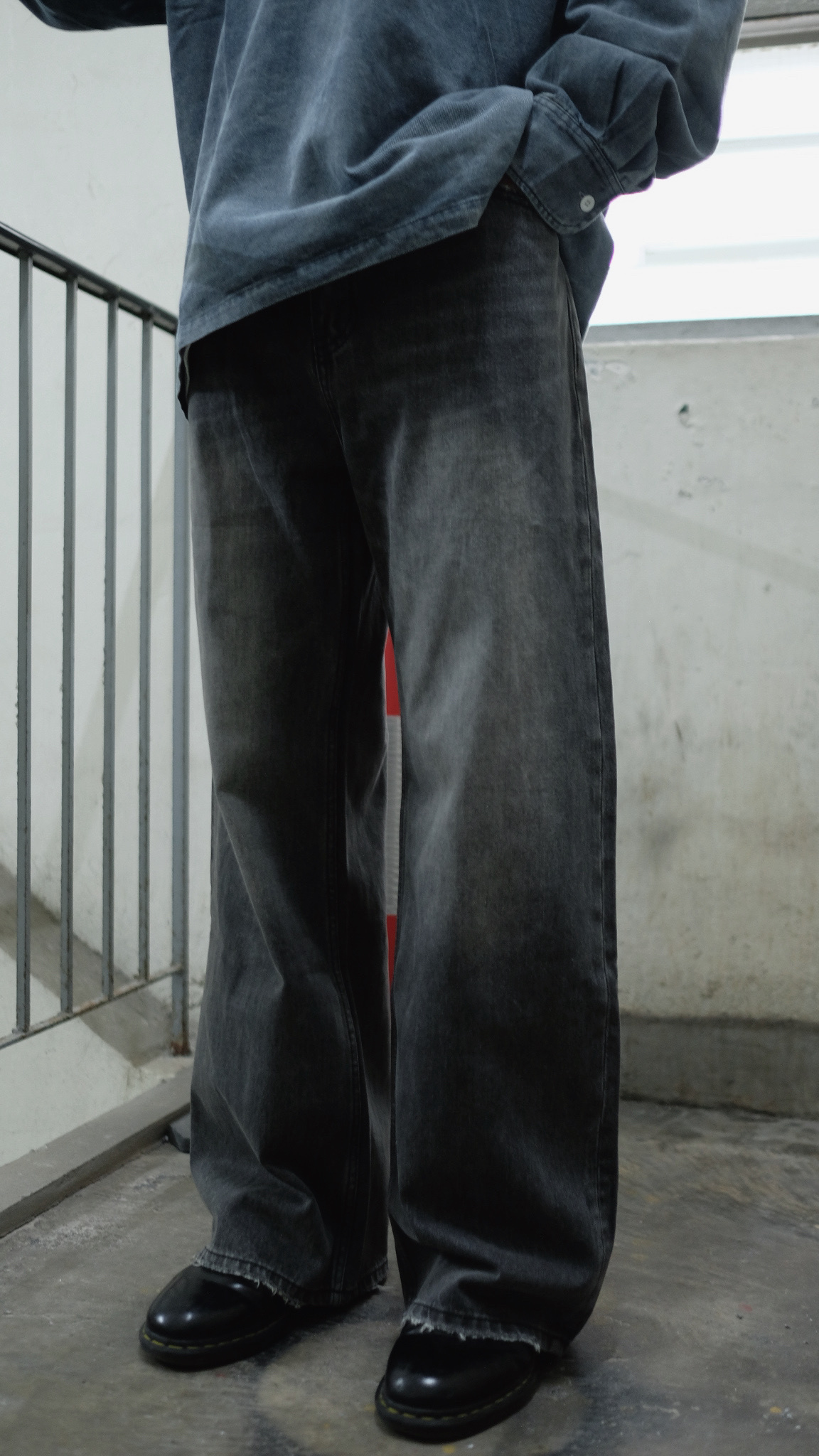 LPT0097 磨邊灰色牛仔褲