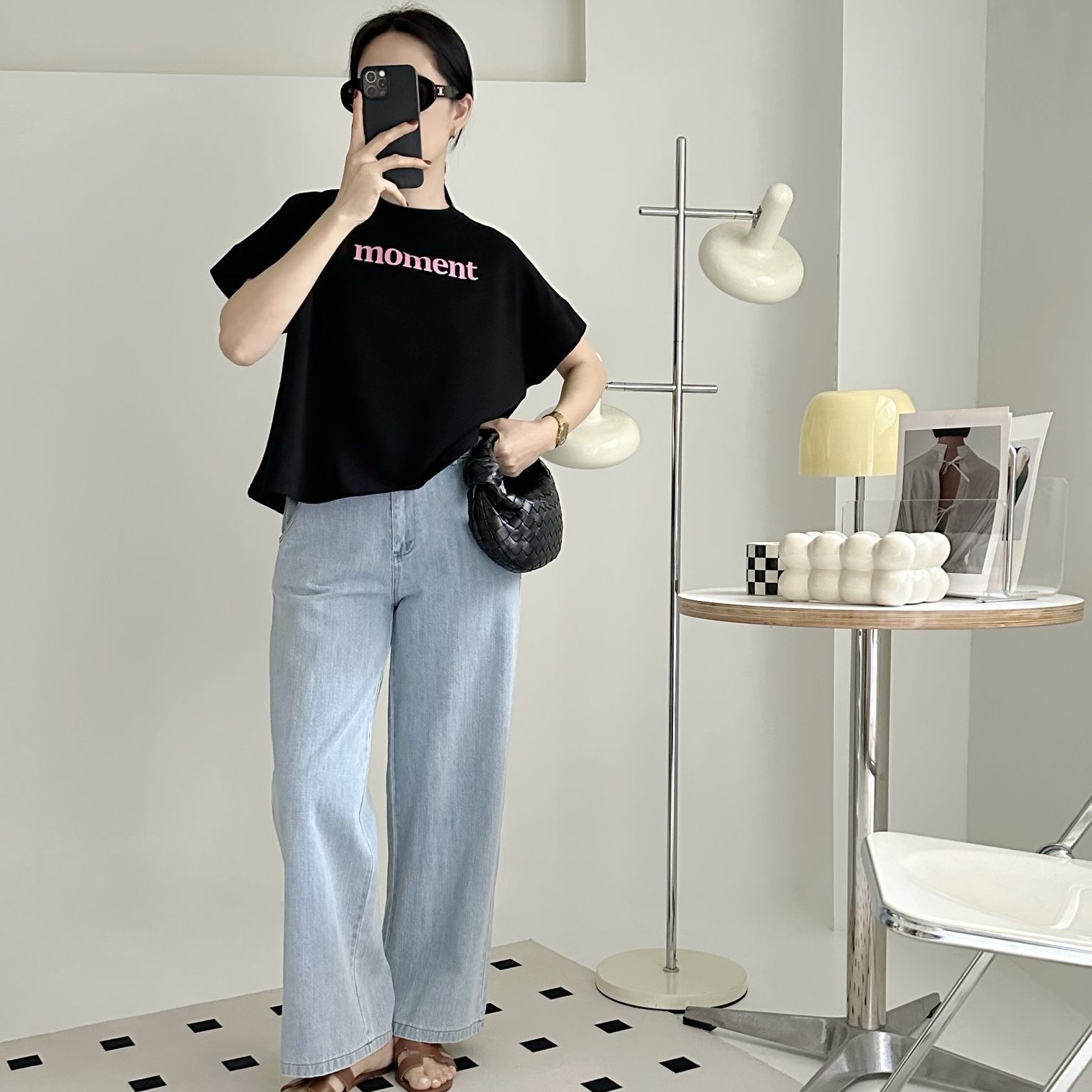 【BONNIE】印英文字短TOP (E8-E10)