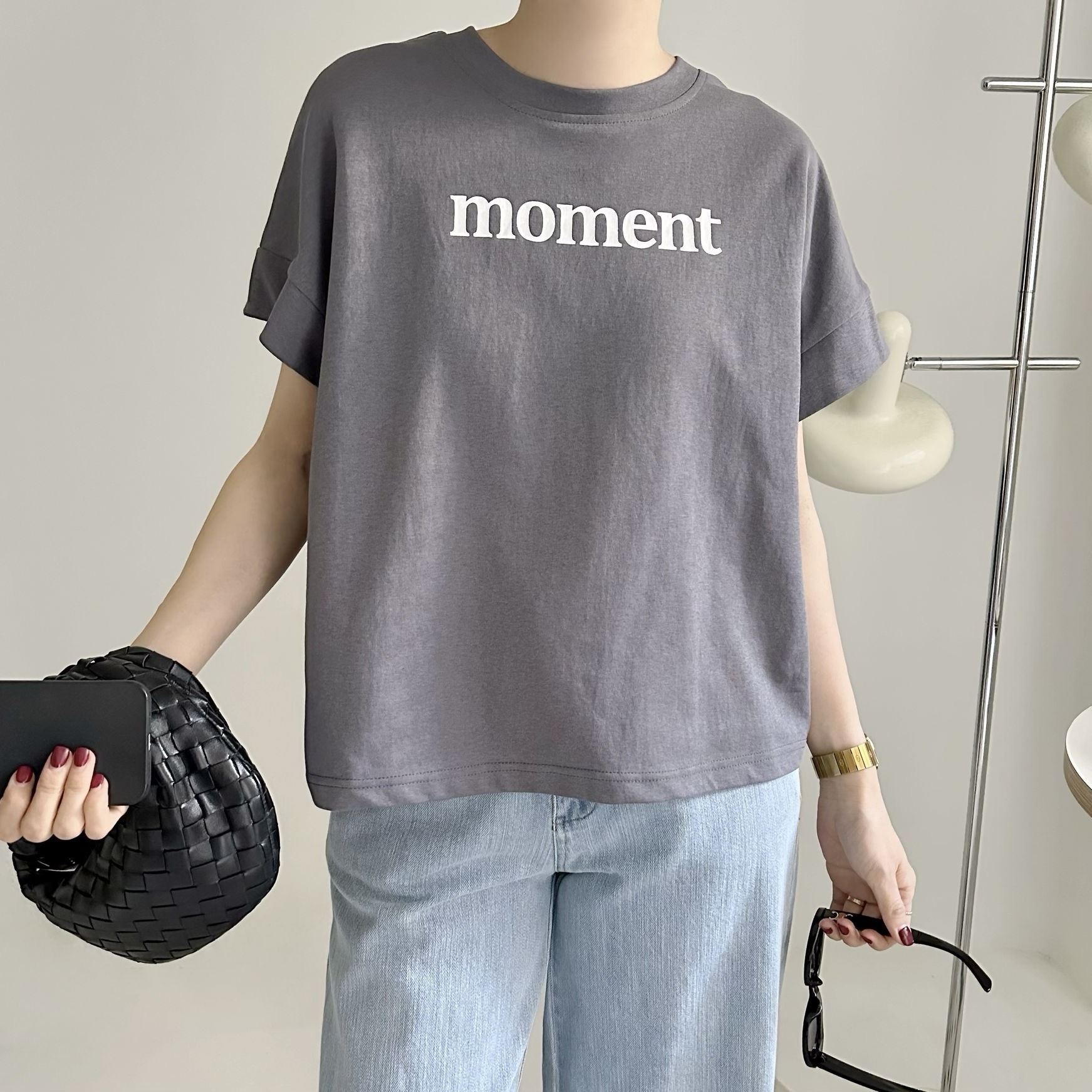 【BONNIE】印英文字短TOP