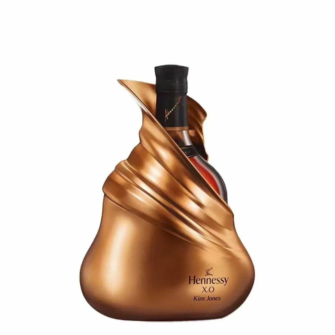 Hennessy XO x Kim Jones Limited Edition |「轉化過去，塑造未來」的設計概念