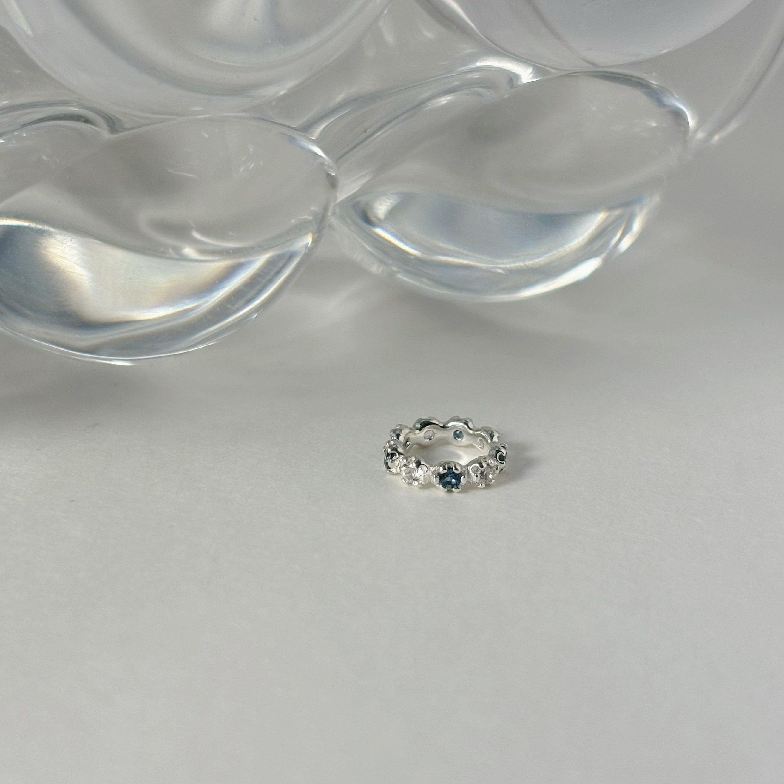 整圈小花倫敦白托帕石圈圈串飾