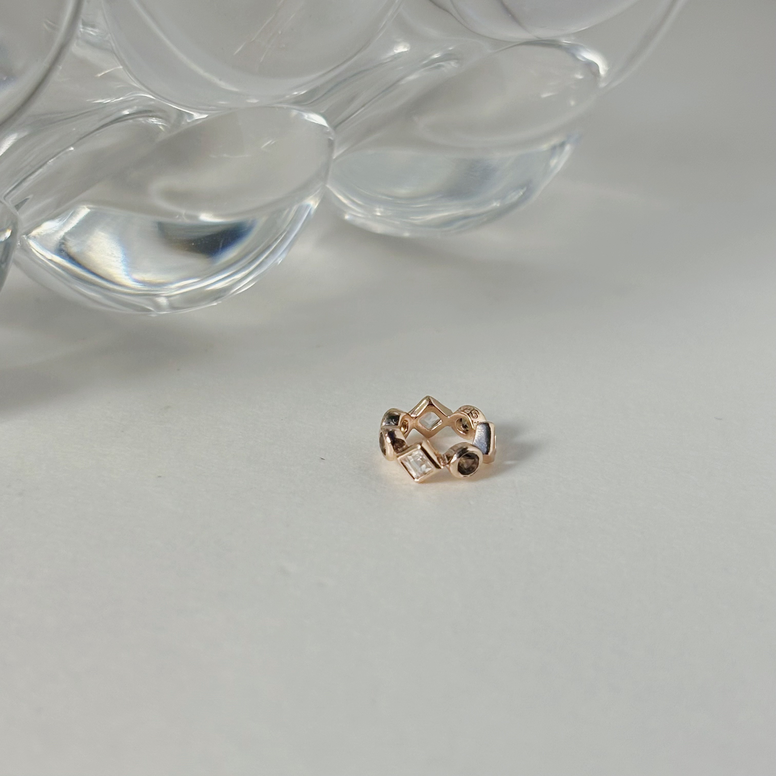 整圈圓菱白茶水晶圈圈串飾