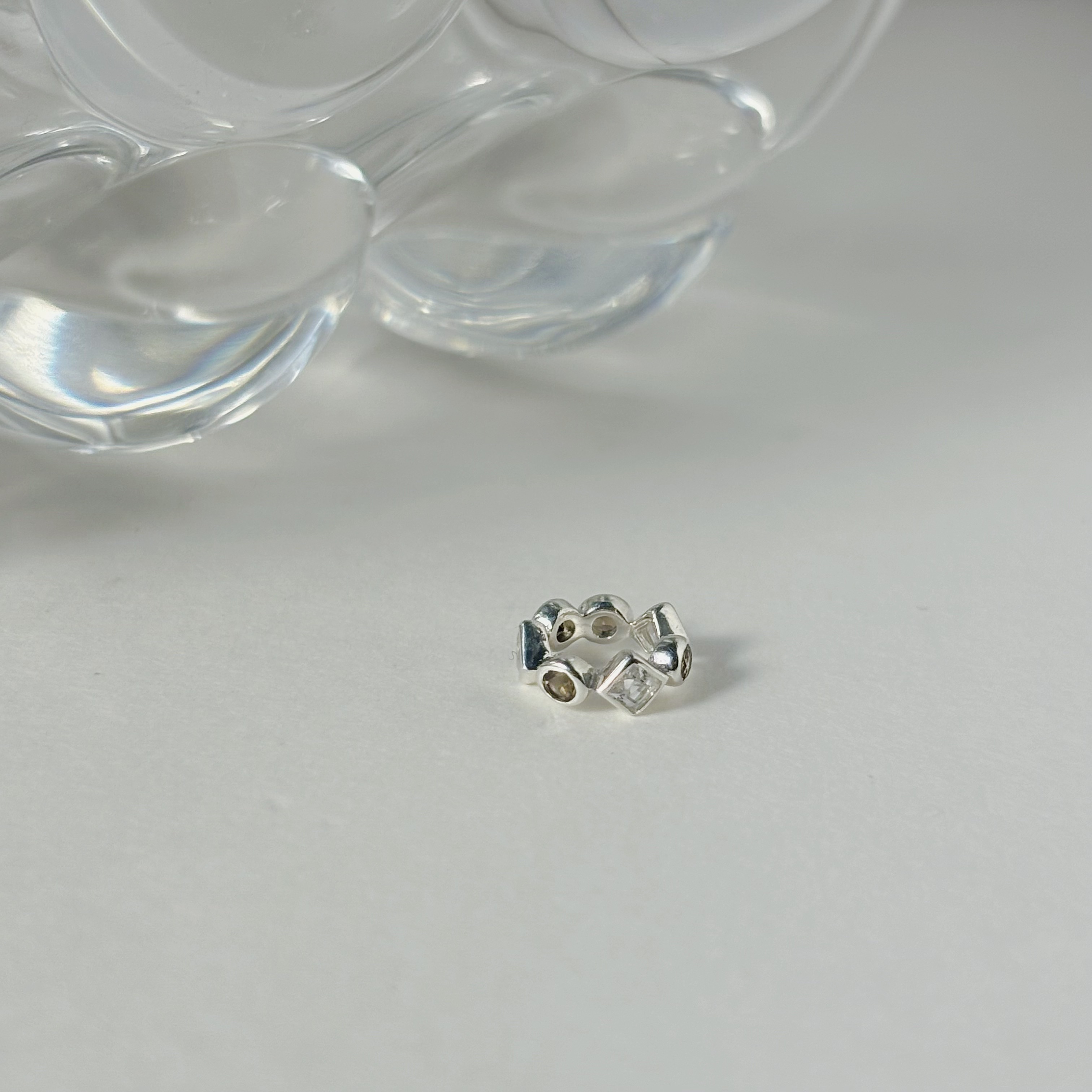 整圈圓菱白茶水晶圈圈串飾