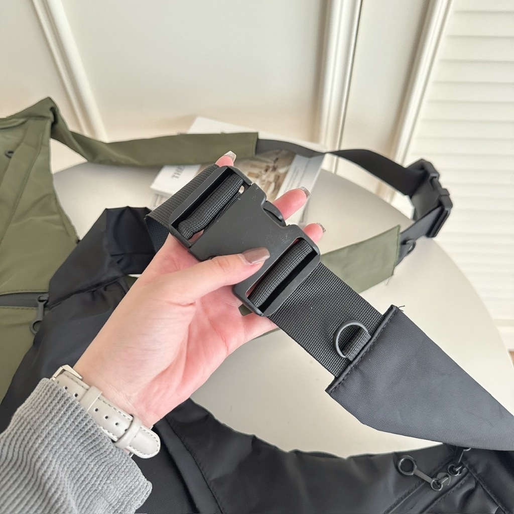 （現貨）售完不補 斜背 運動 通勤 側背包  BAG22