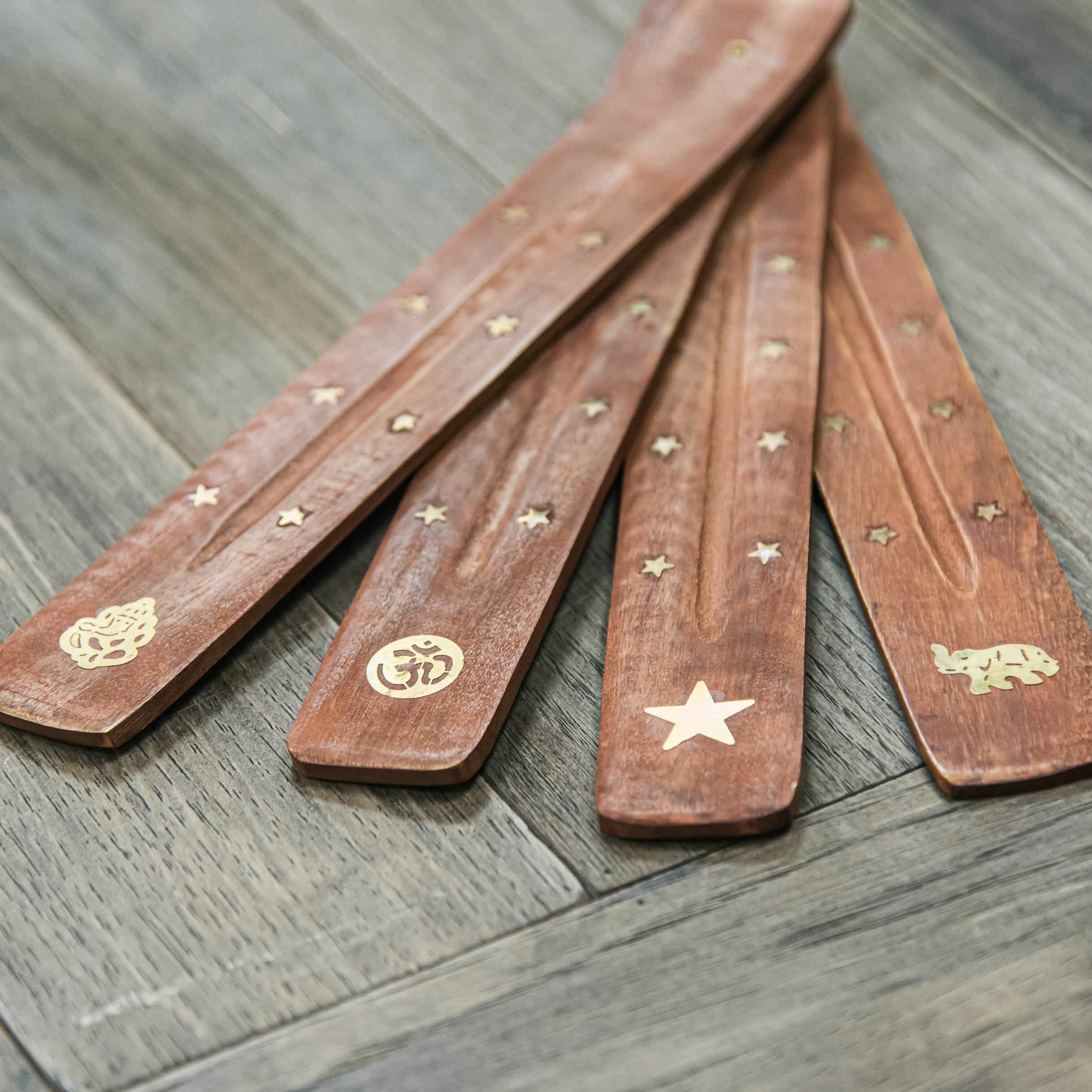 SATYA SAI BABA 賽巴巴 印度 鑲銅香板 原木線香板 手工製 圖案隨機出貨 Color Flat-Colors