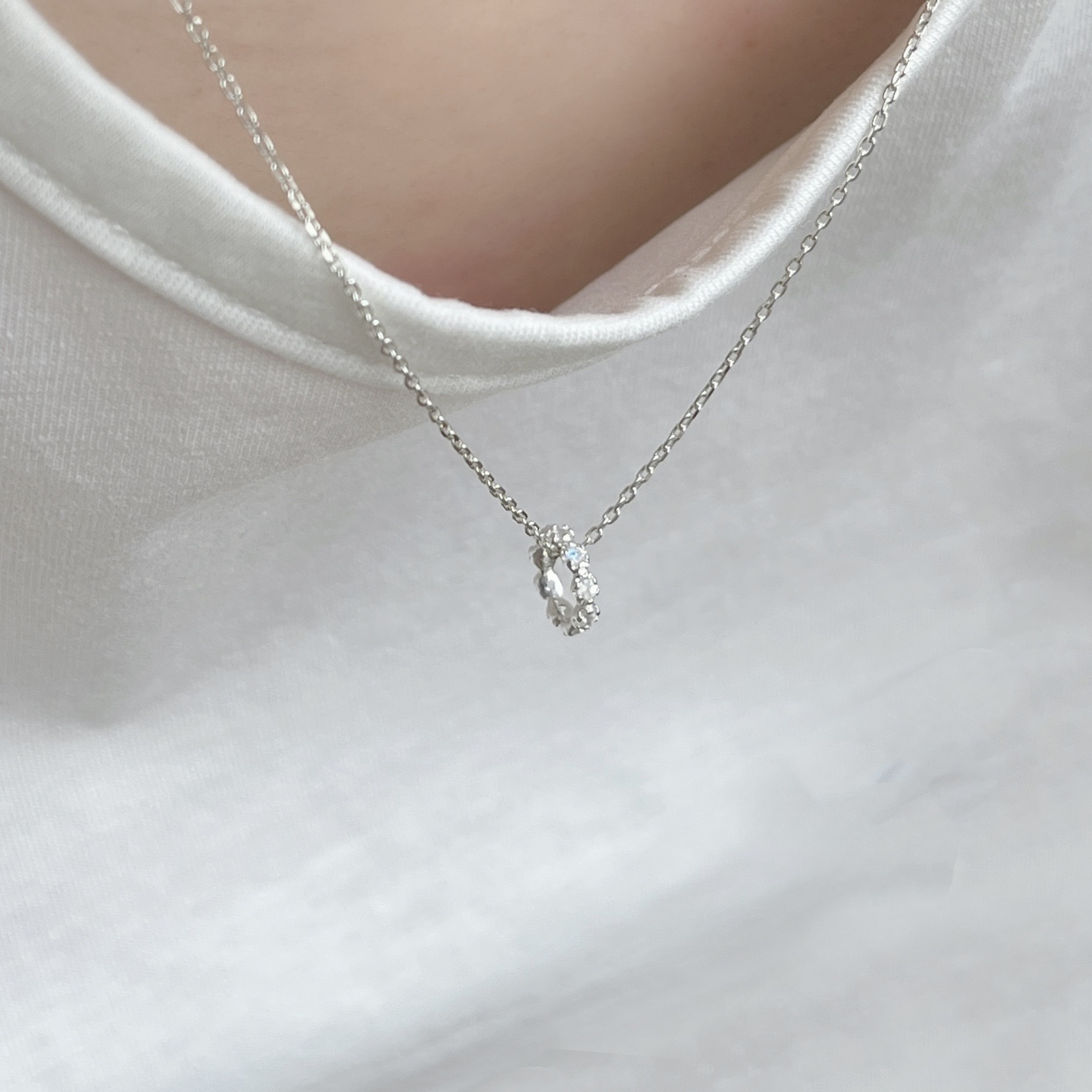 整圈小花月光石圈圈串飾