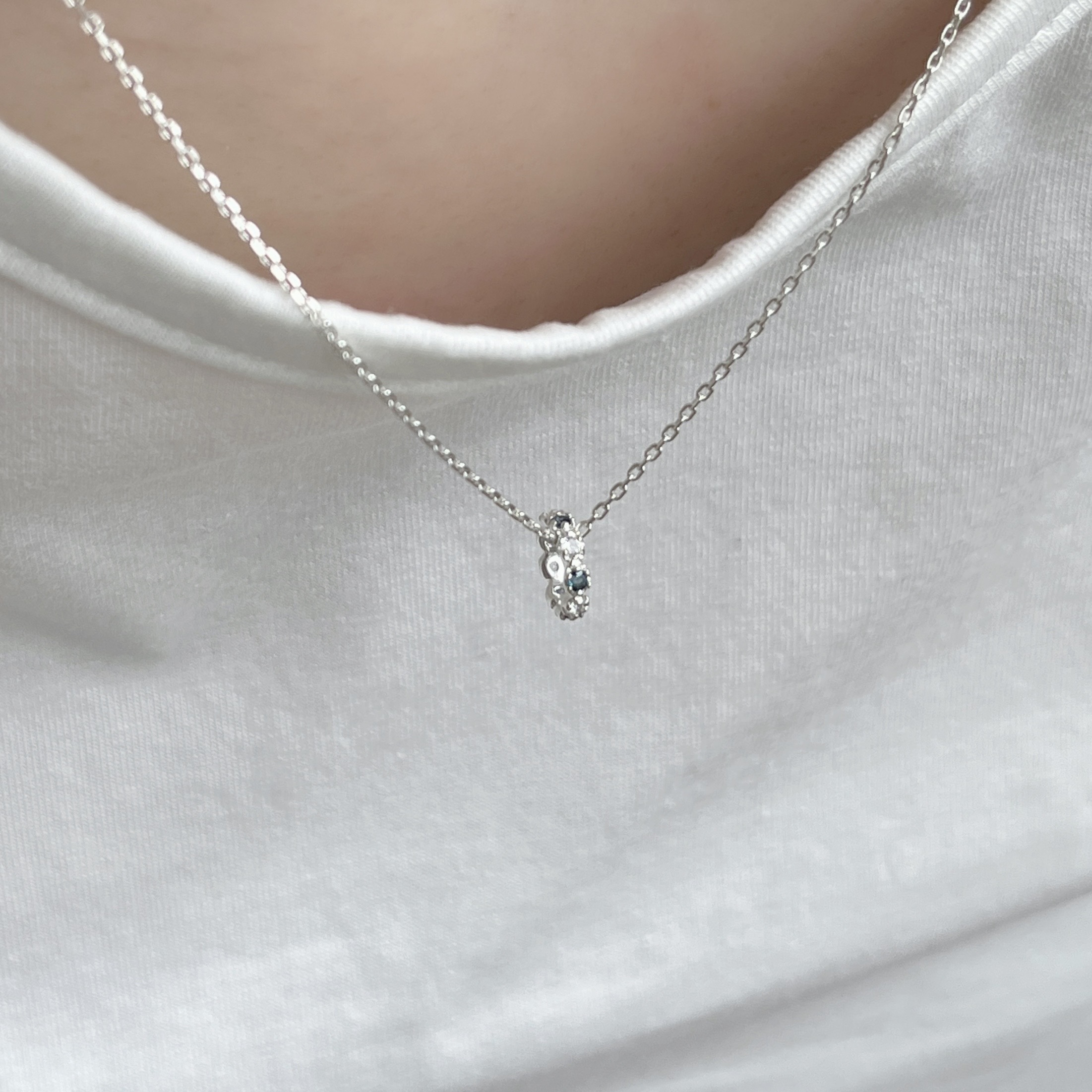 整圈小花倫敦白托帕石圈圈串飾