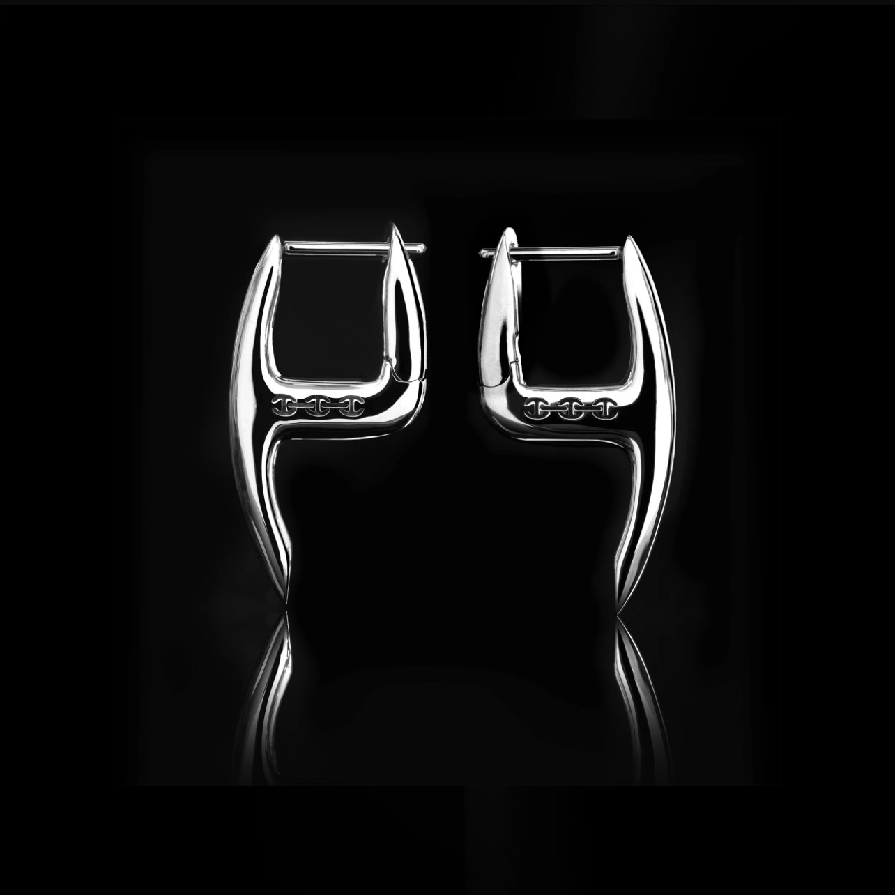 HB079 MIni AXE Earring