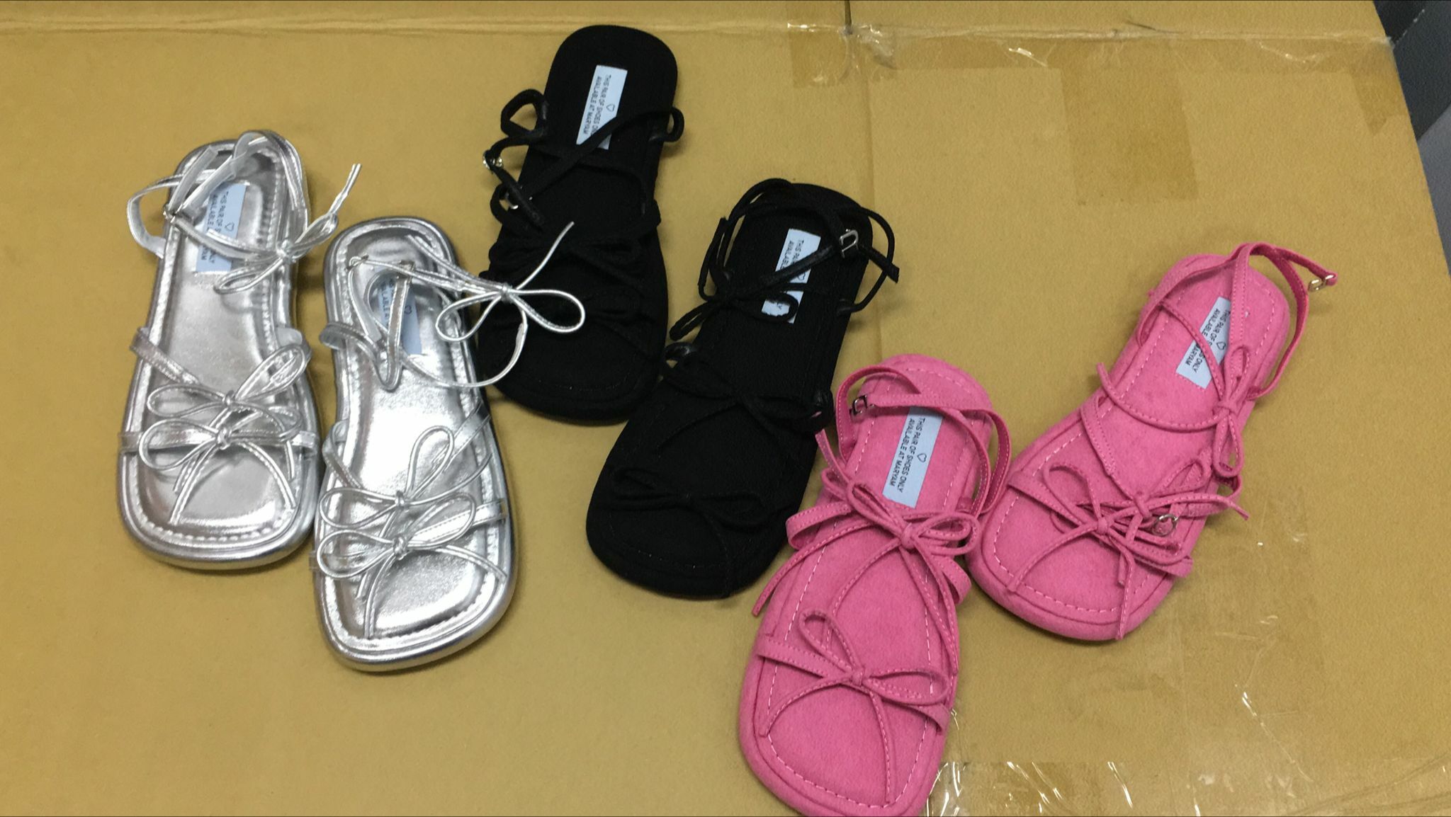 現貨 韓國蝴蝶結涼鞋，清貨價貨品，不設退換(AT3 573)