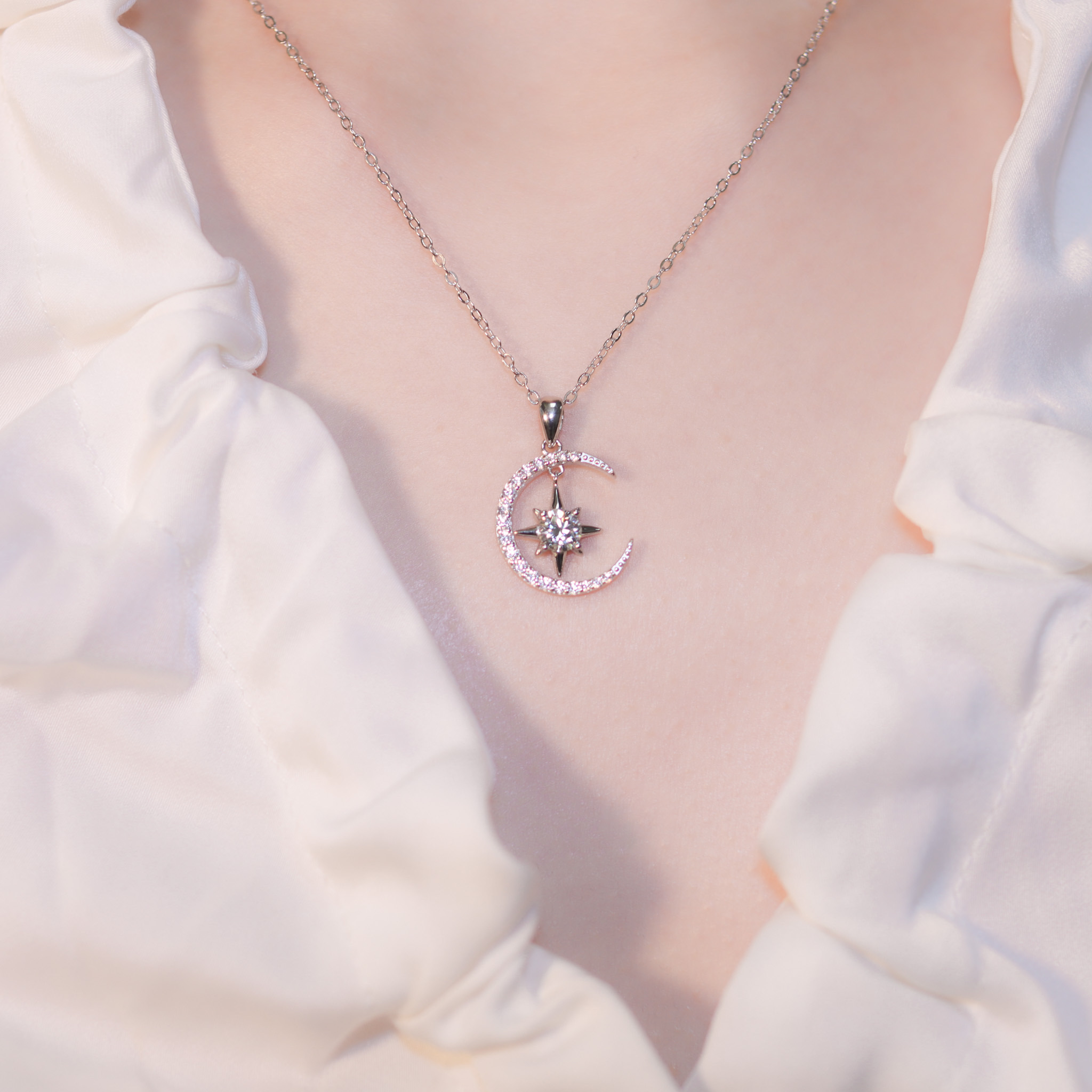 | 925純銀・厚鍍白金・莫桑石 | 唯一的陪伴項鍊2.0 | NE1324 |