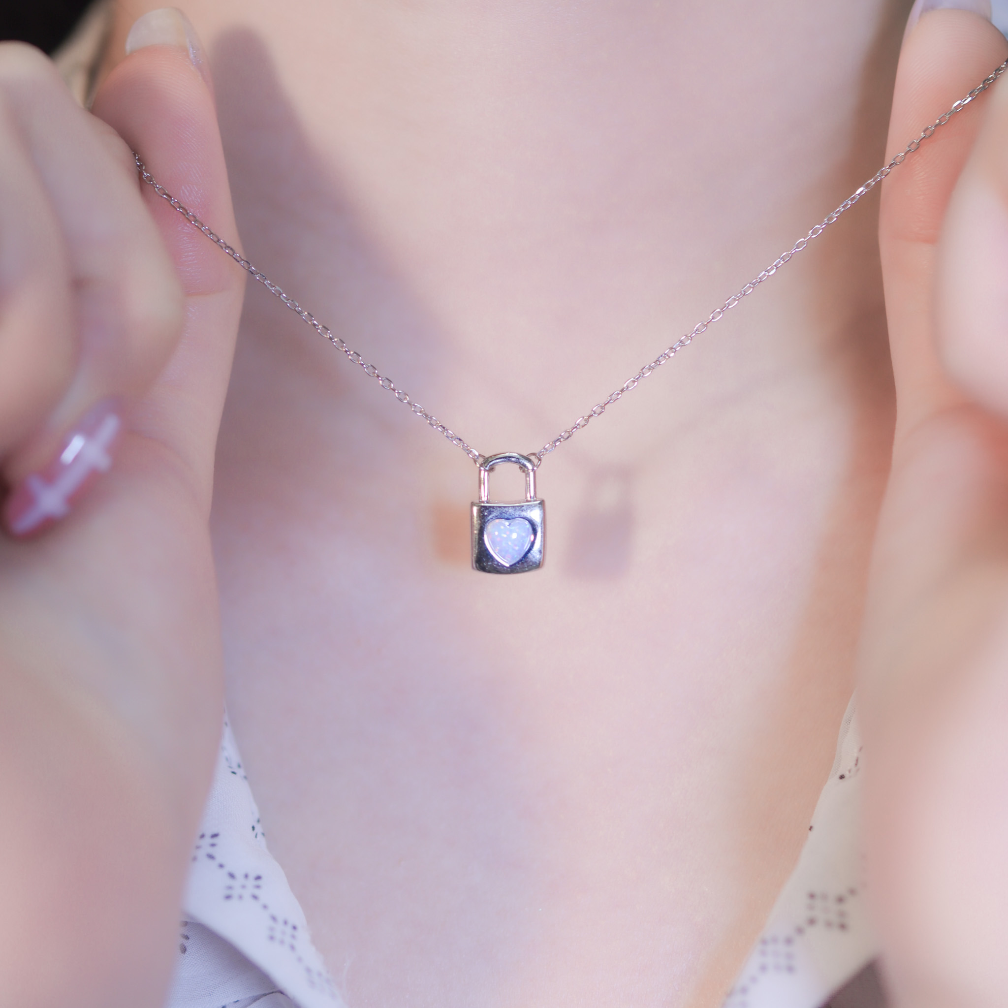 | 925純銀・厚鍍白金 | 為你定心項鍊 | NE1334 |