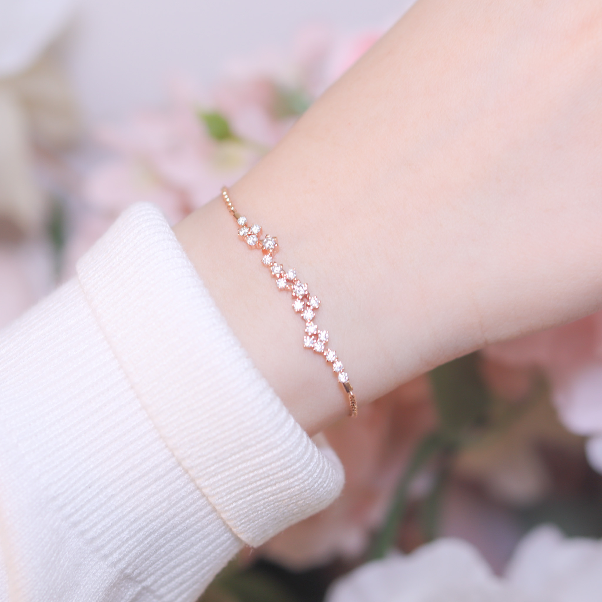 | 925純銀・ 厚鍍白金・ 厚鍍玫瑰金 ・莫桑石 | 幸福銀河手鏈(銀/玫瑰金） | BR1295 |