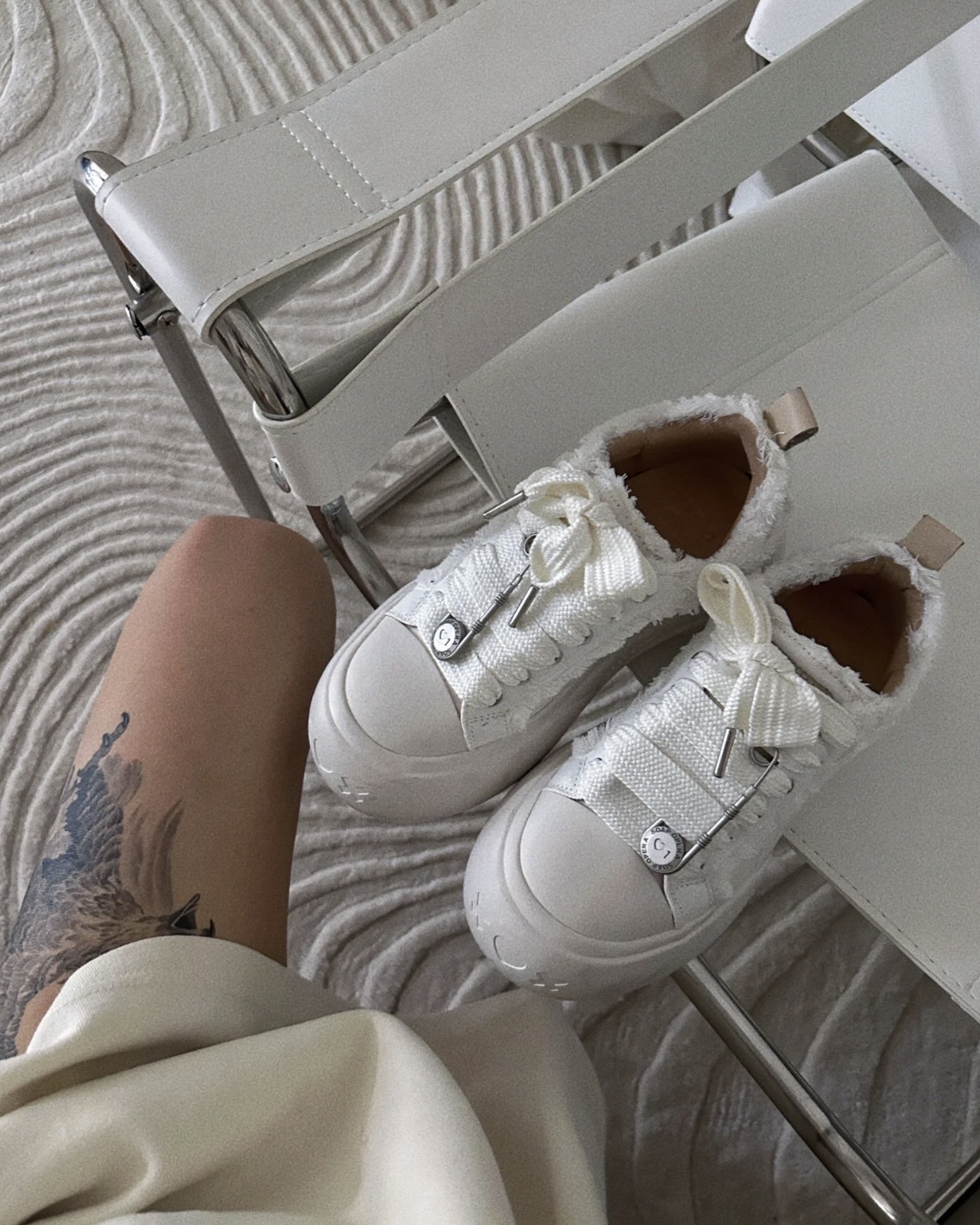 <王鶴棣同款>SOAP OPERA 大頭鞋 解構 開口笑 不修邊 厚底 增高5cm 奶白