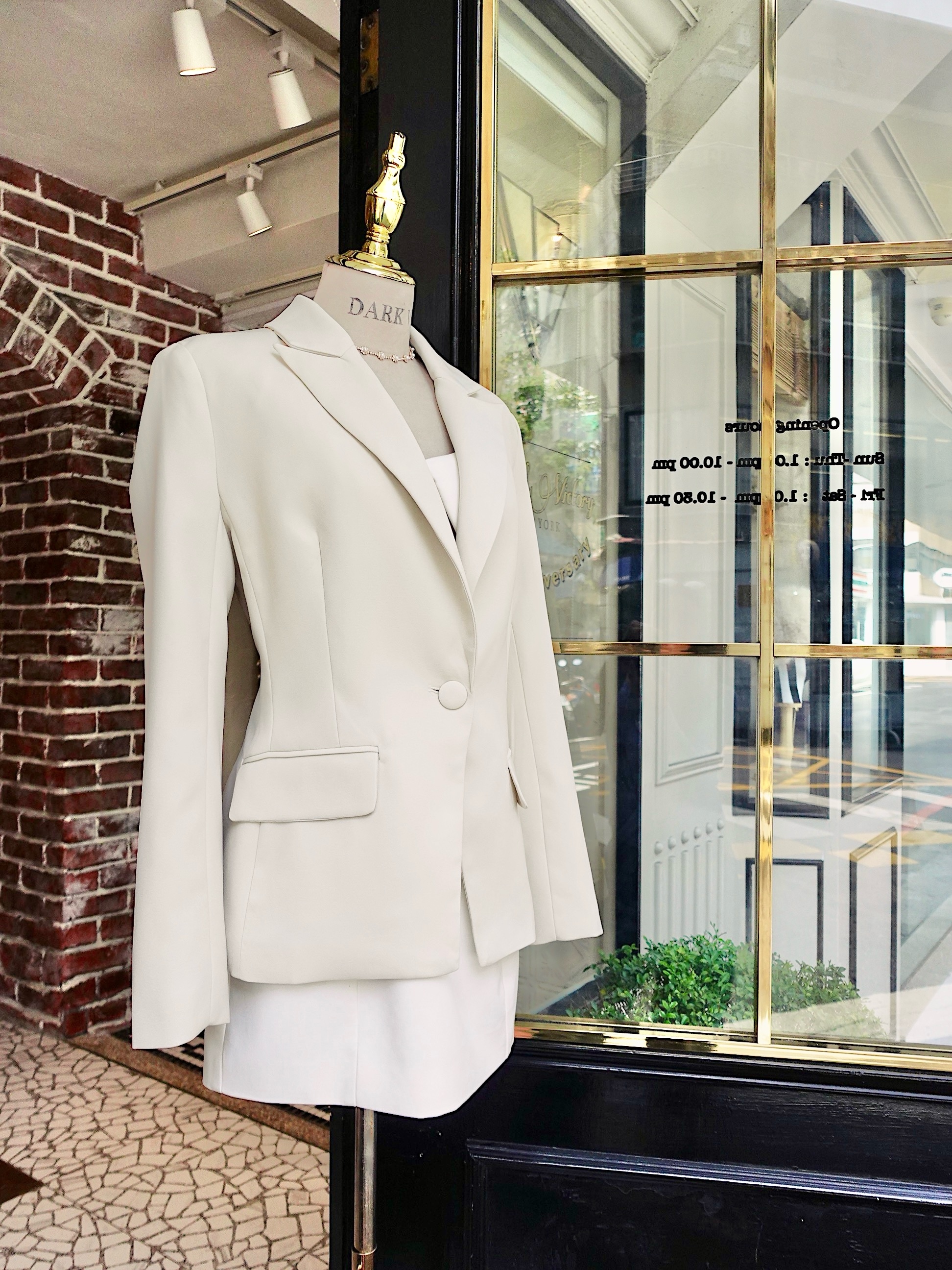 Creamy White奶油白色單釦西裝外套