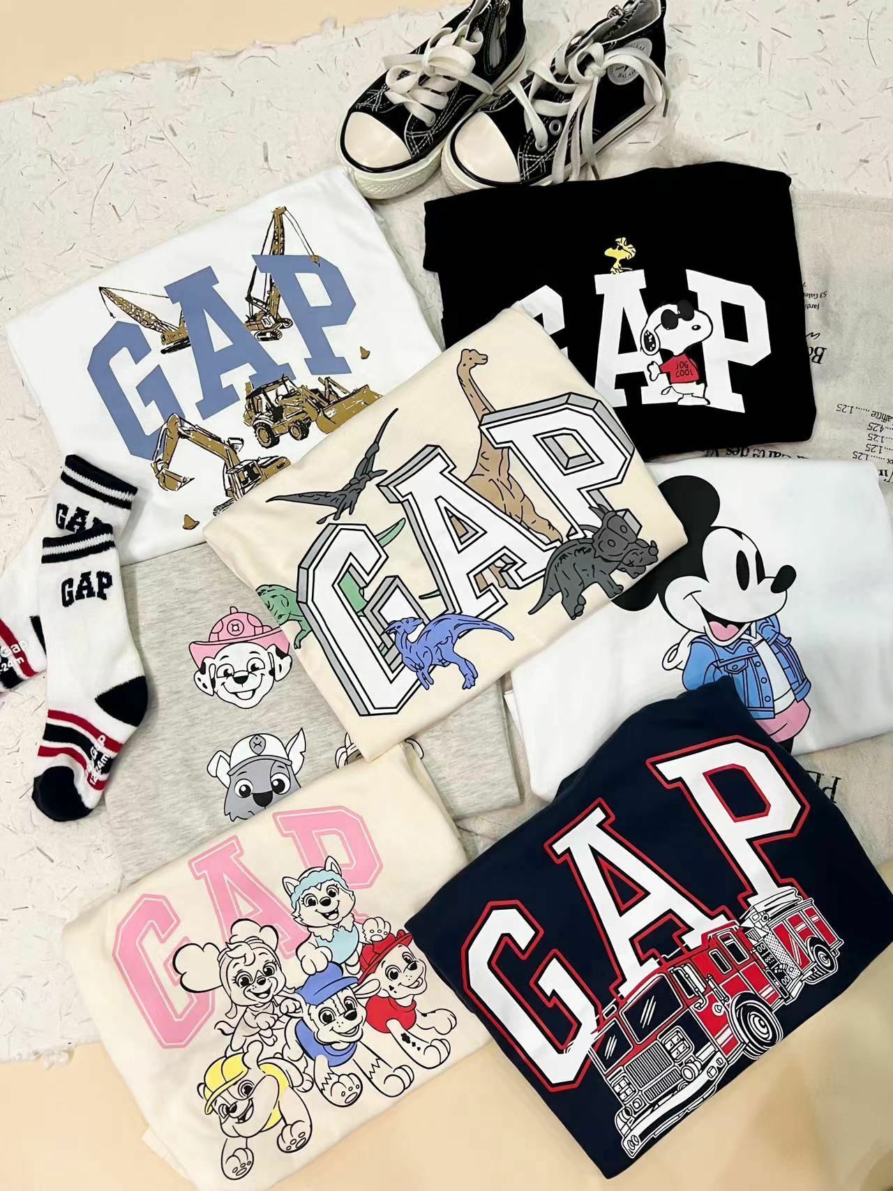 廠單 Gap卡通短袖系列