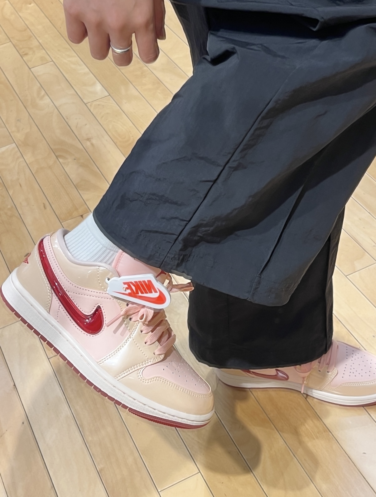 Nike Air Jordan 1 Low 玫瑰金 珠光粉 果凍勾 皮革 情人節 女款 HF3174-600/預購