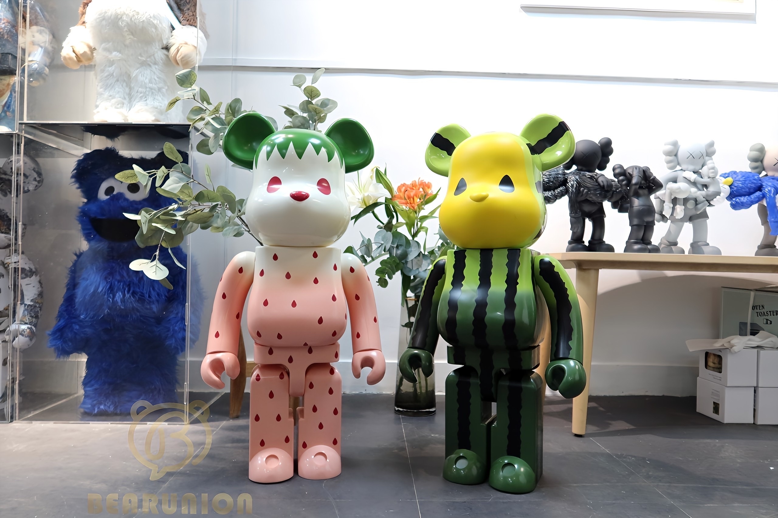 🥇現貨🥇Bearbrick 1000% CLOT watermelon + strawberry