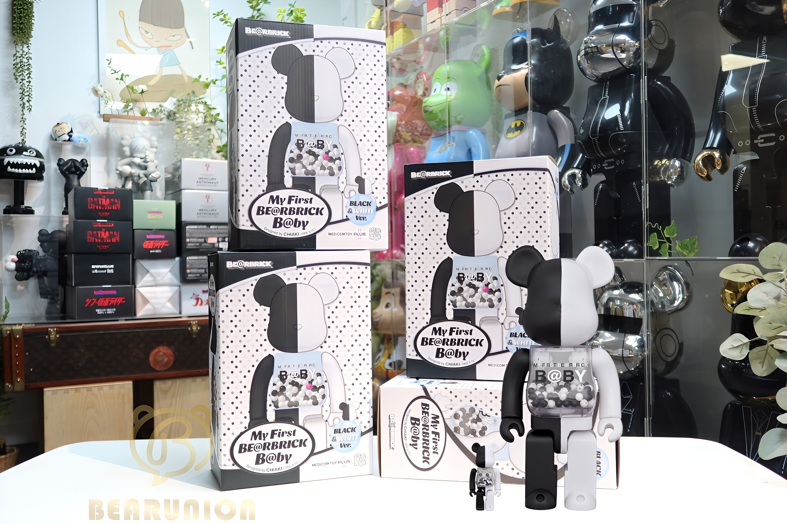 🎏預訂🎏Bearbrick 400% 100% MY FIRST B@BYBLACK & WHITE