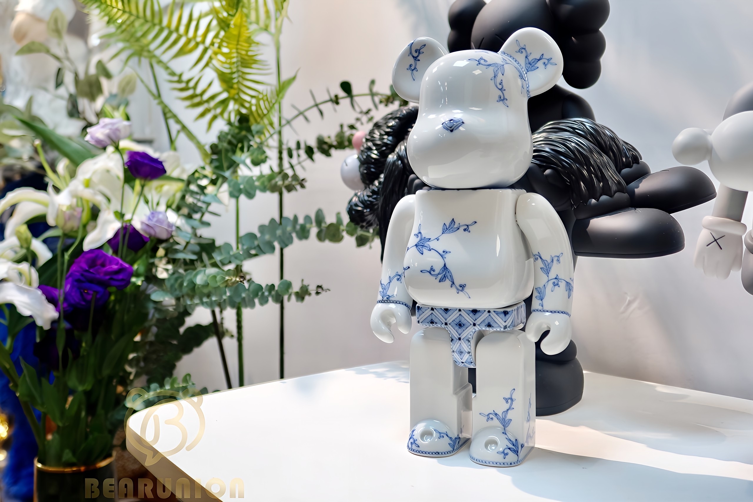 🥇現貨🥇Bearbrick 400% 九谷燒 染付唐草