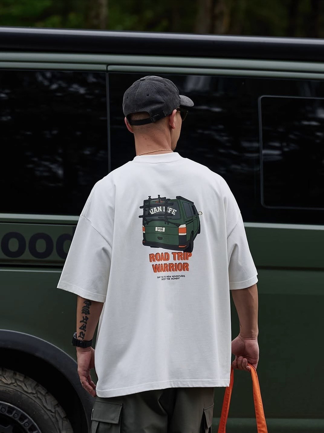 #預購 Broshood 25SS 日系 微裂漿 趣味座駕圖案 印花短袖 兩色