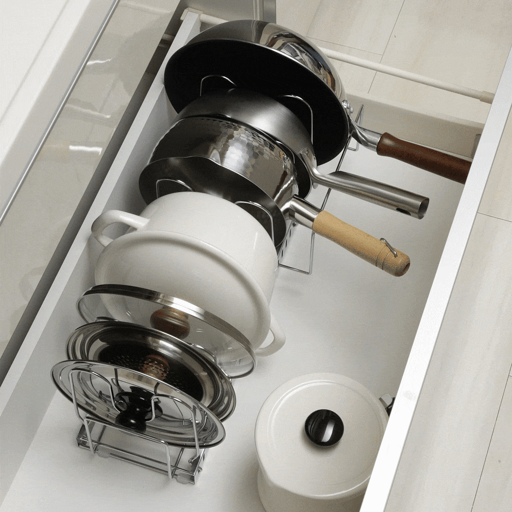 《下村企販》日本鋼製槽下伸縮式鍋具收納架