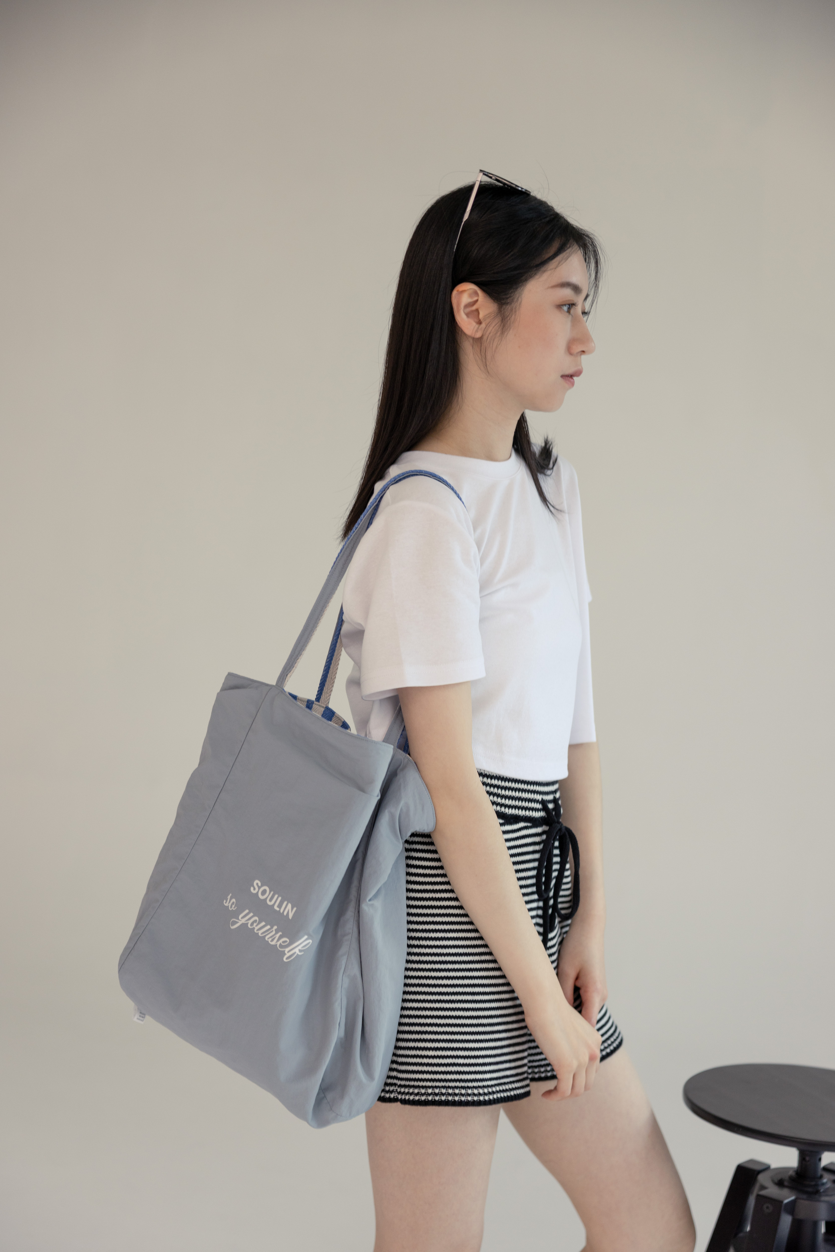 品牌雙面條紋尼龍包-藍