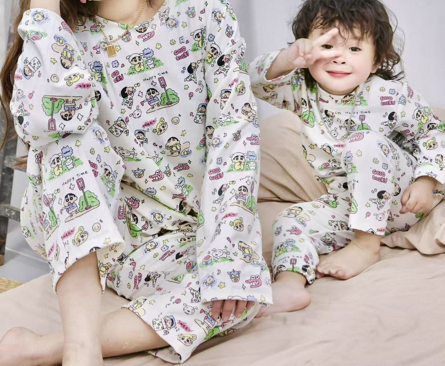 廠單 蠟筆小新親子裝