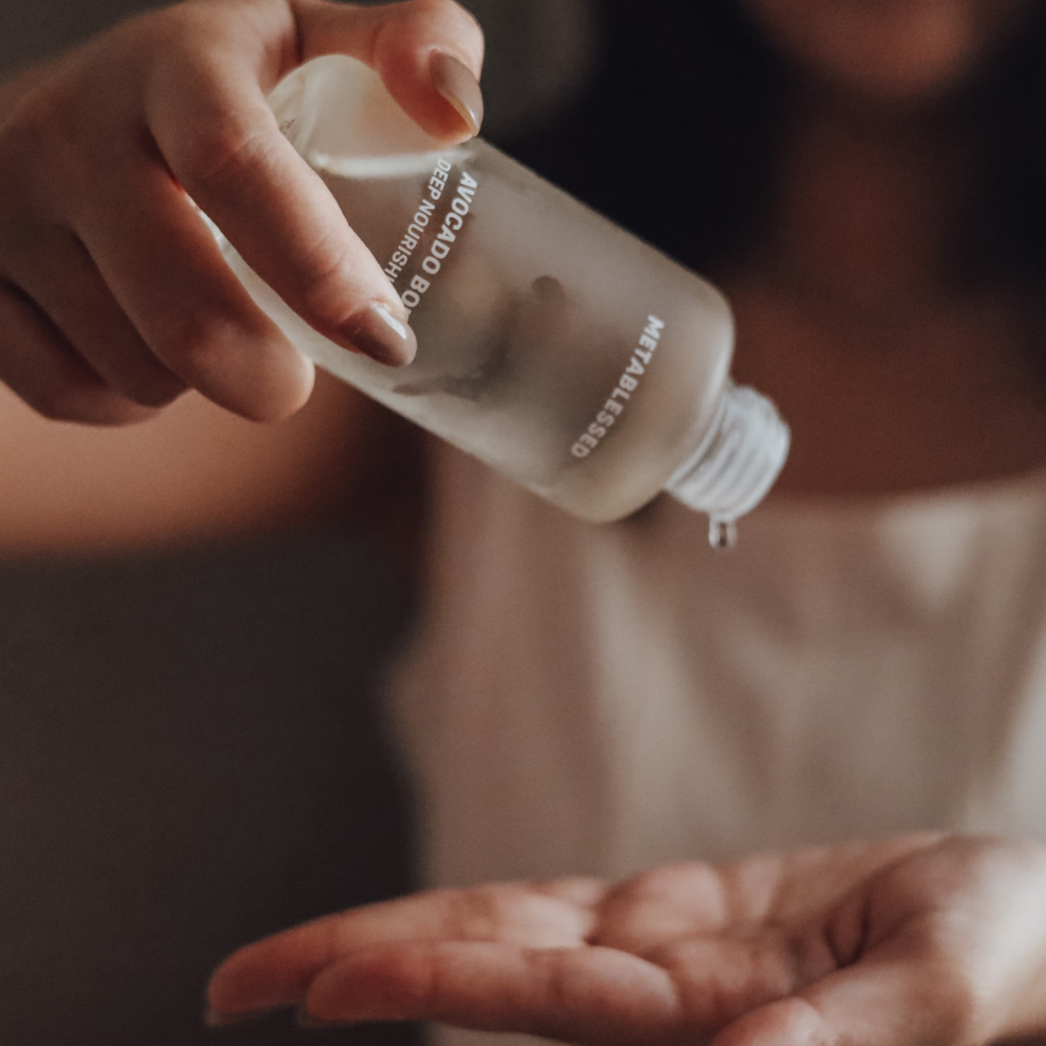 酪梨柔光滋養油