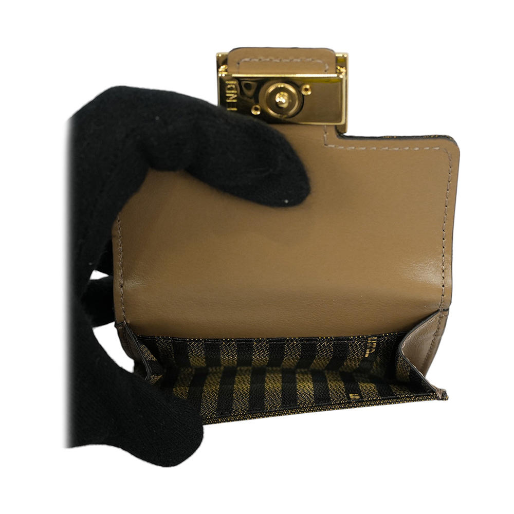 【FENDI】Baguette FF Logo 緹花布三折短夾(棕色)(Micro)8M0395 A98P F0A6E