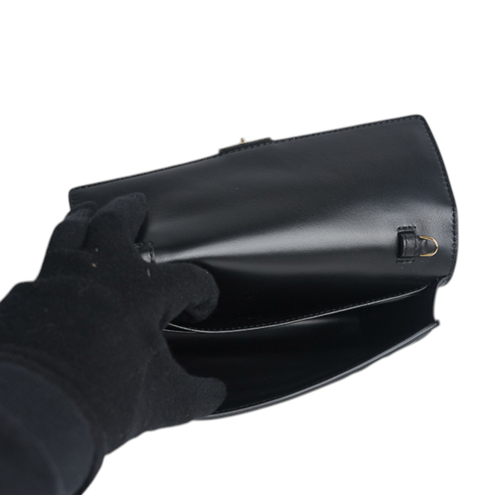 【FENDI】Baguette FF Logo 浮雕納帕皮革二用皮夾式鍊包/WOC (黑色)8M0498 AAJD F0KUR