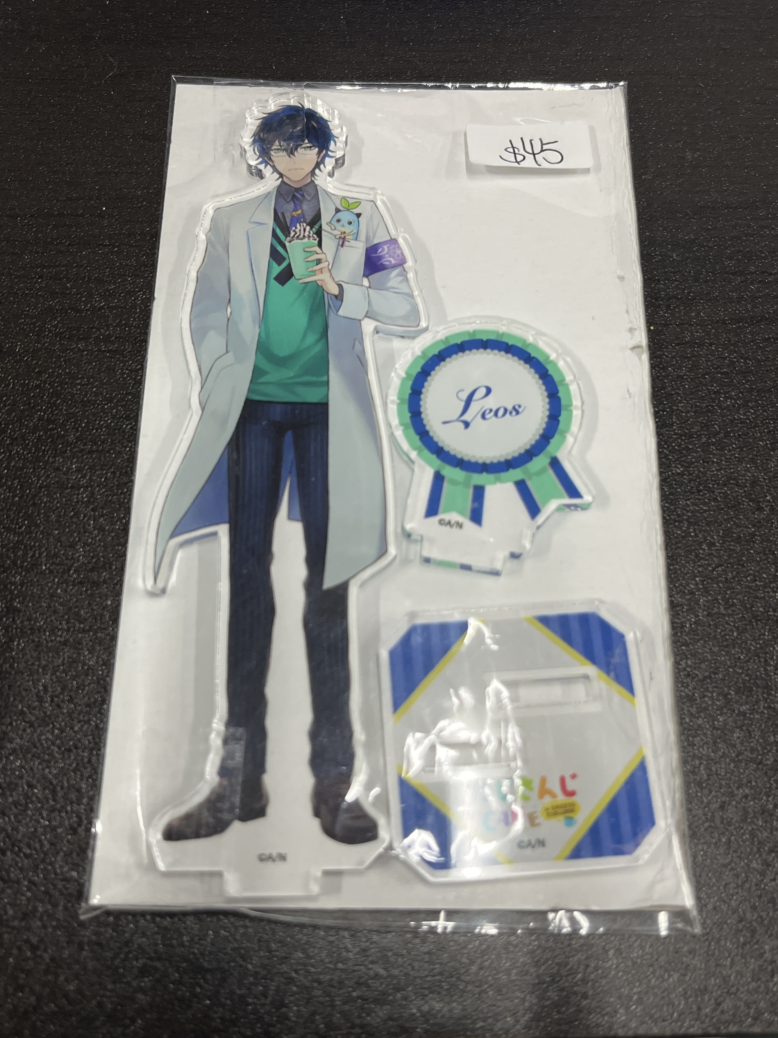 彩虹社 LEOS  立牌#201